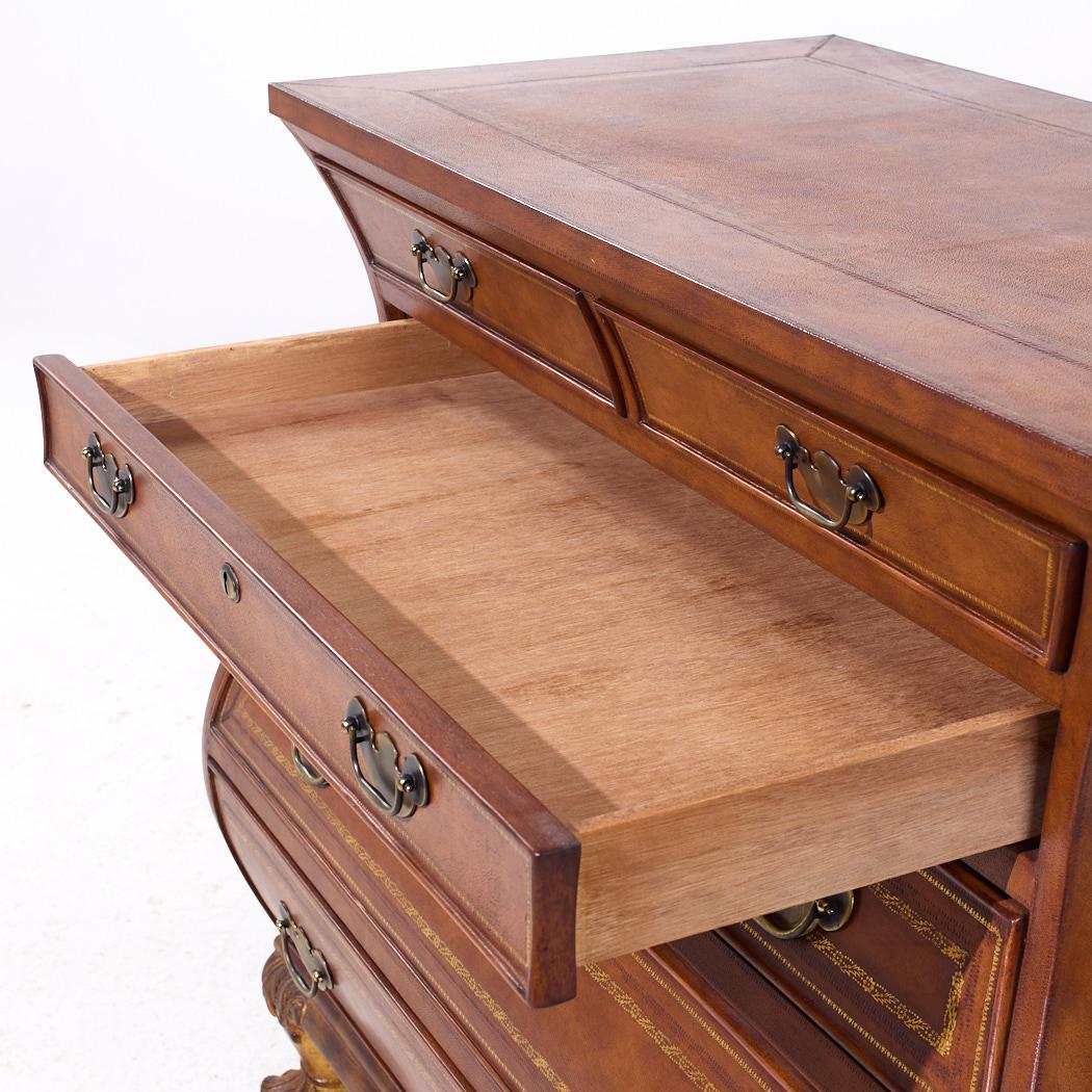 Cassettone Bombay intarsiato in stile Baker Stately Homes in vendita 1