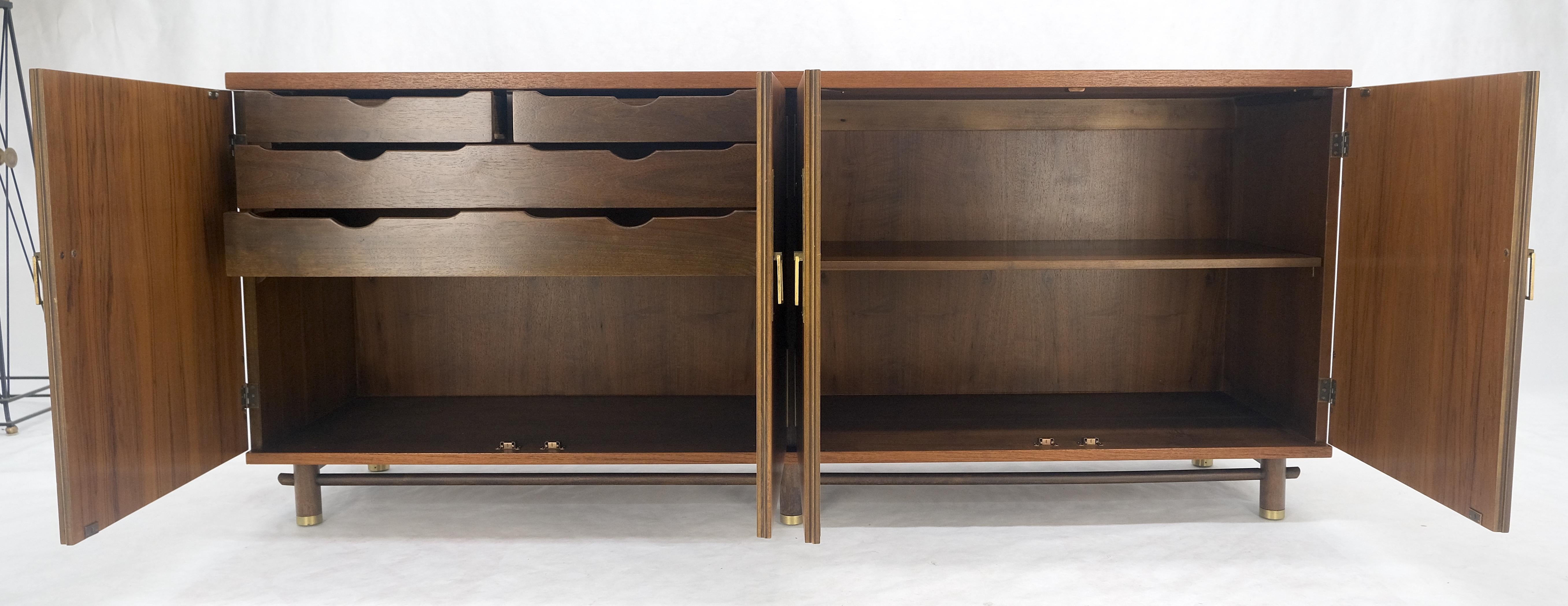 Baker Teak e Ottone Vano a doppia anta 4 cassetti Credenza Dresser MINT! in vendita 4