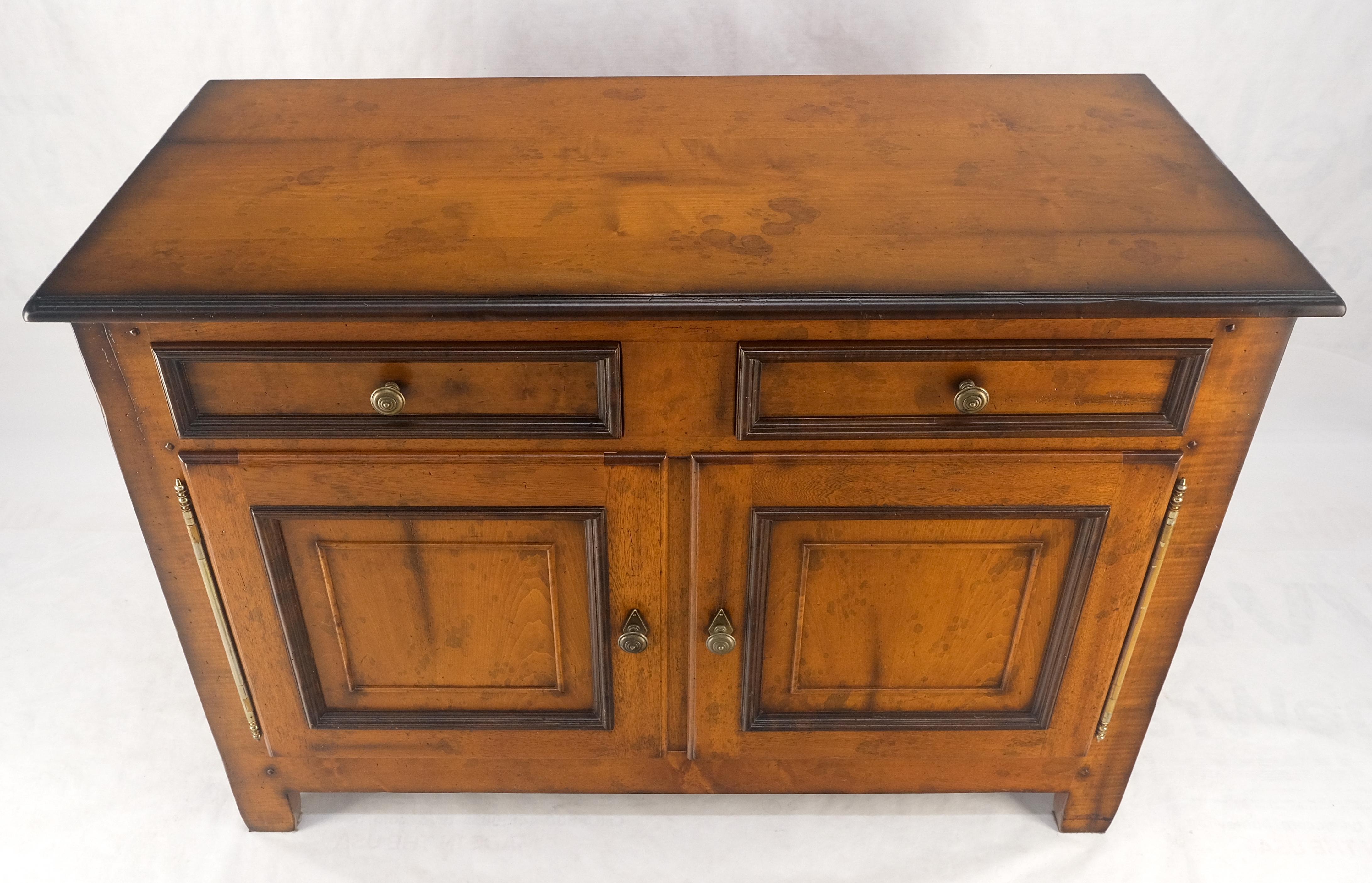 20ième siècle Baker Two Door Drawers Large 26