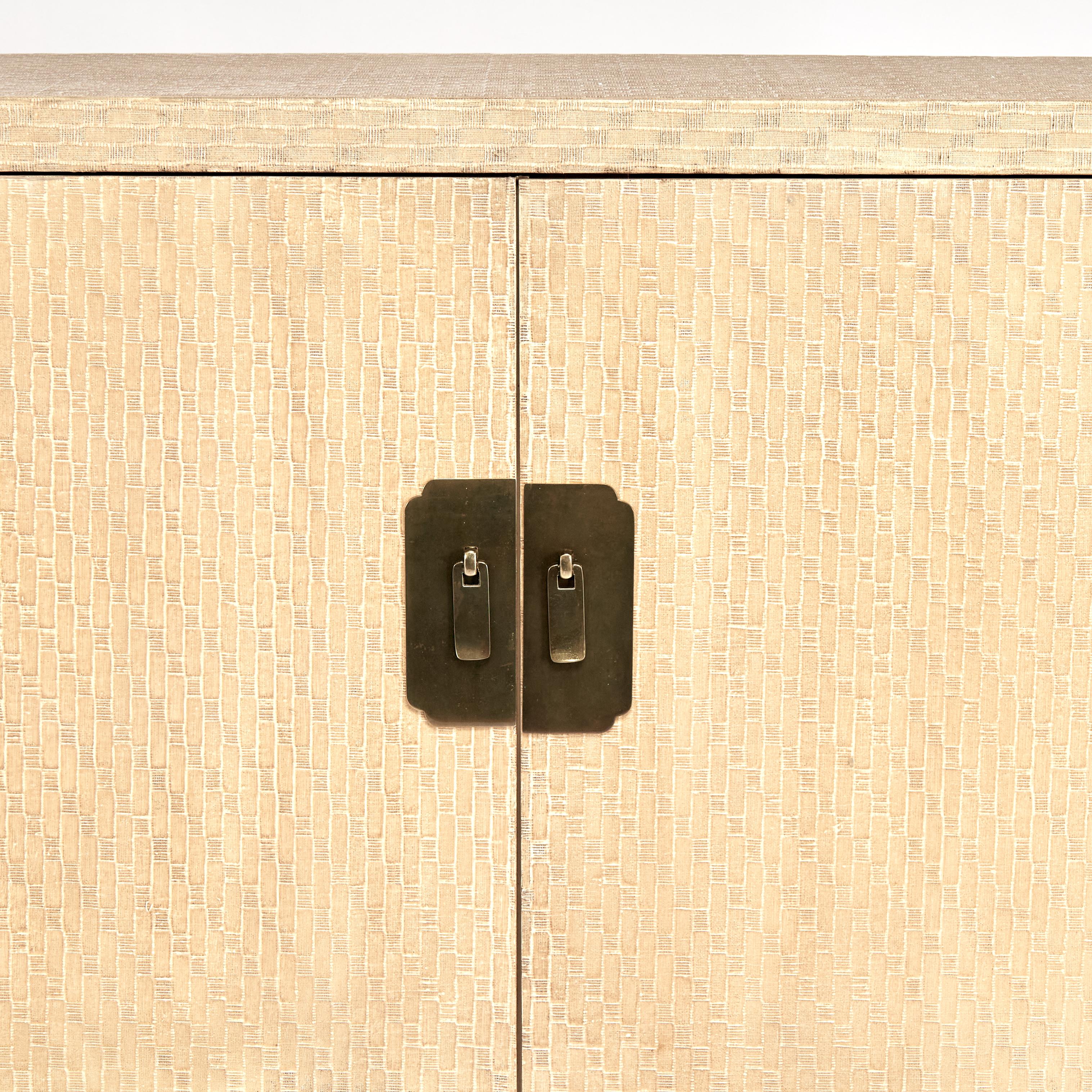 Realizzato con acquaforte Baker, mobile cassapanca vintage in stile Asian Style in vendita