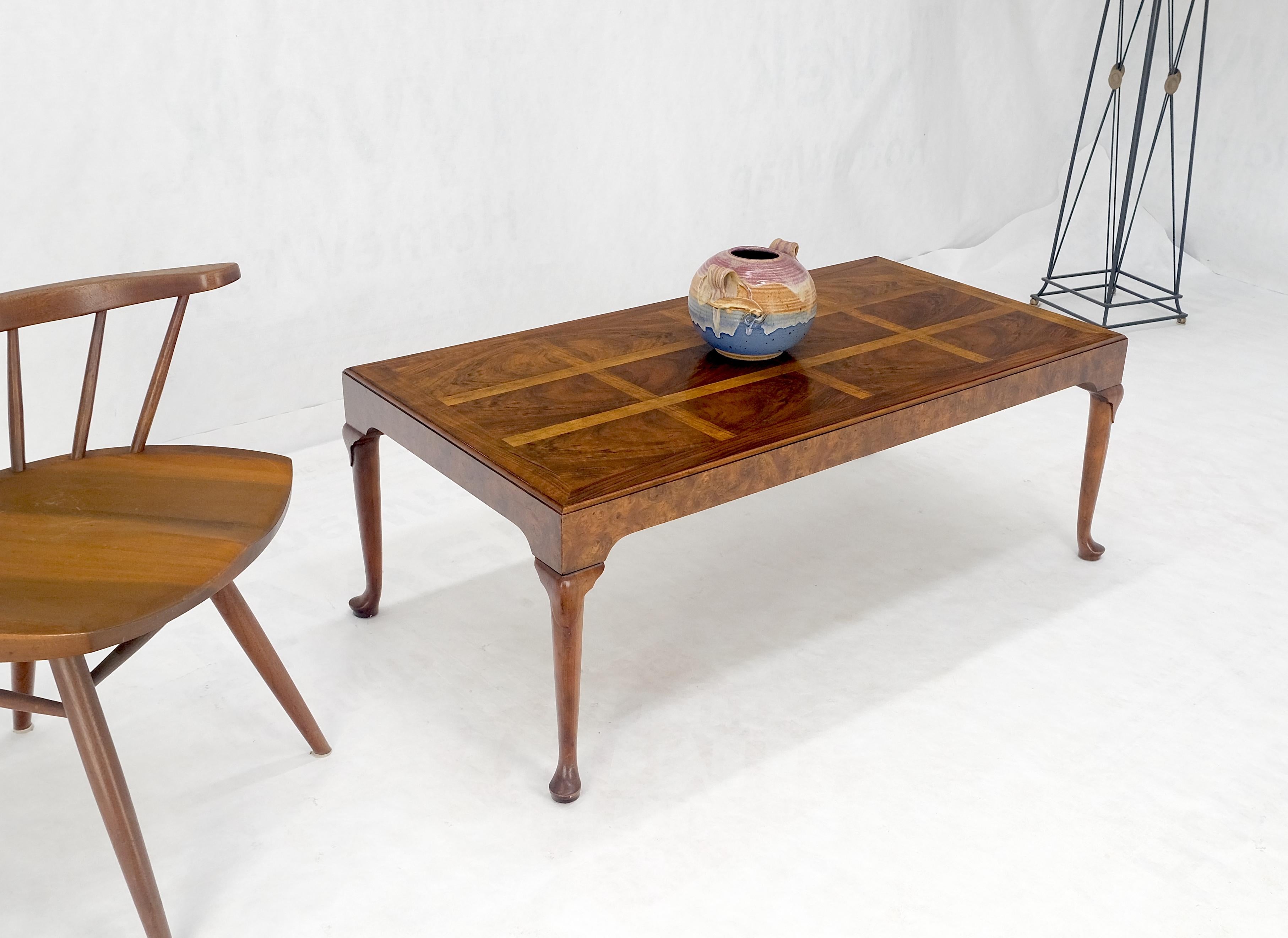 Baker Vivid Pattern Walnut Top Burl Queen An Style Caved Legs Coffee Table MINT! For Sale 1