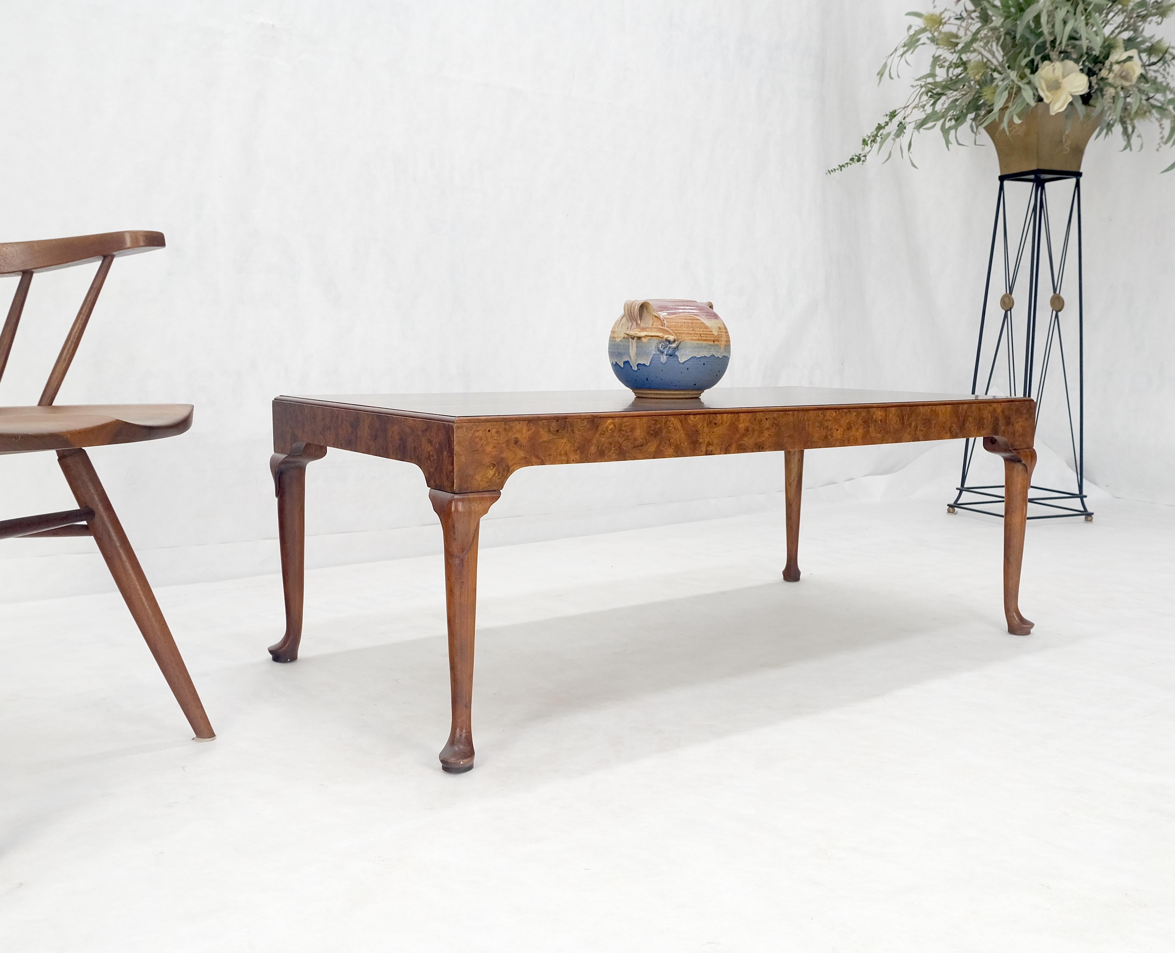 Baker Vivid Pattern Walnut Top Burl Queen An Style Caved Legs Coffee Table MINT! For Sale 2