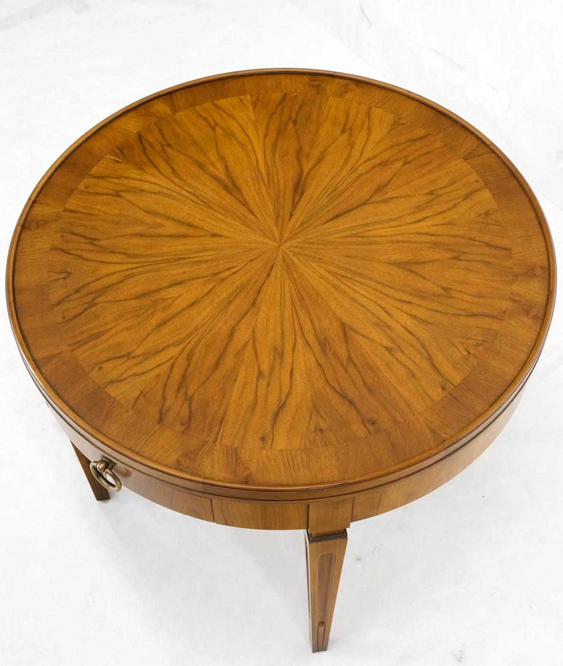 Baker Walnut Round Sunburst Pattern Gallery Top Drawer Side Lamp Table Stand In Good Condition For Sale In Rockaway, NJ