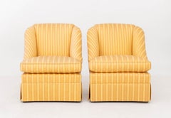 Chaises longues en soie rayée jaune Baker, paire
