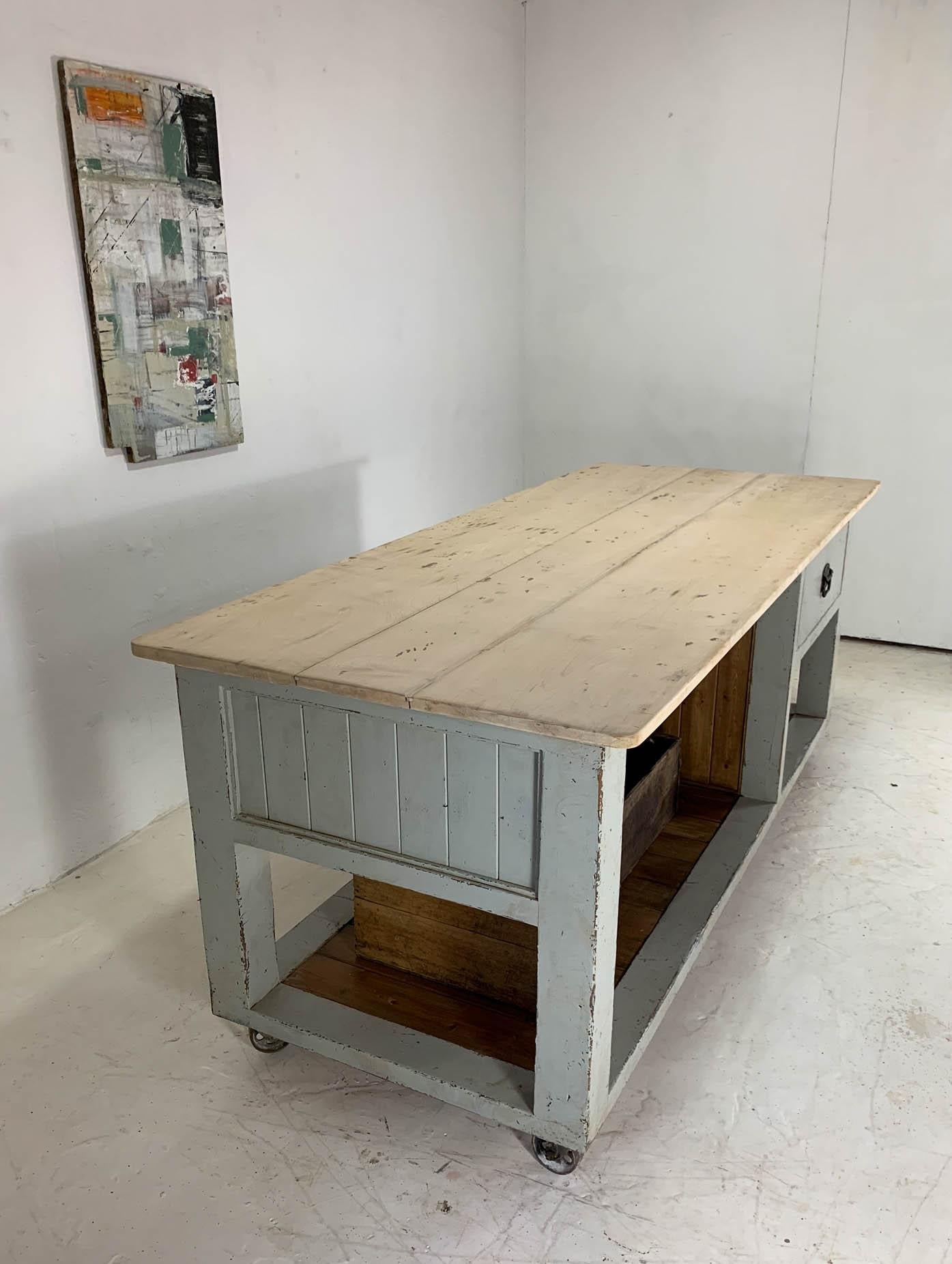 Pine Baker's Table Workbench Kitchen Island Kitchen Table For Sale