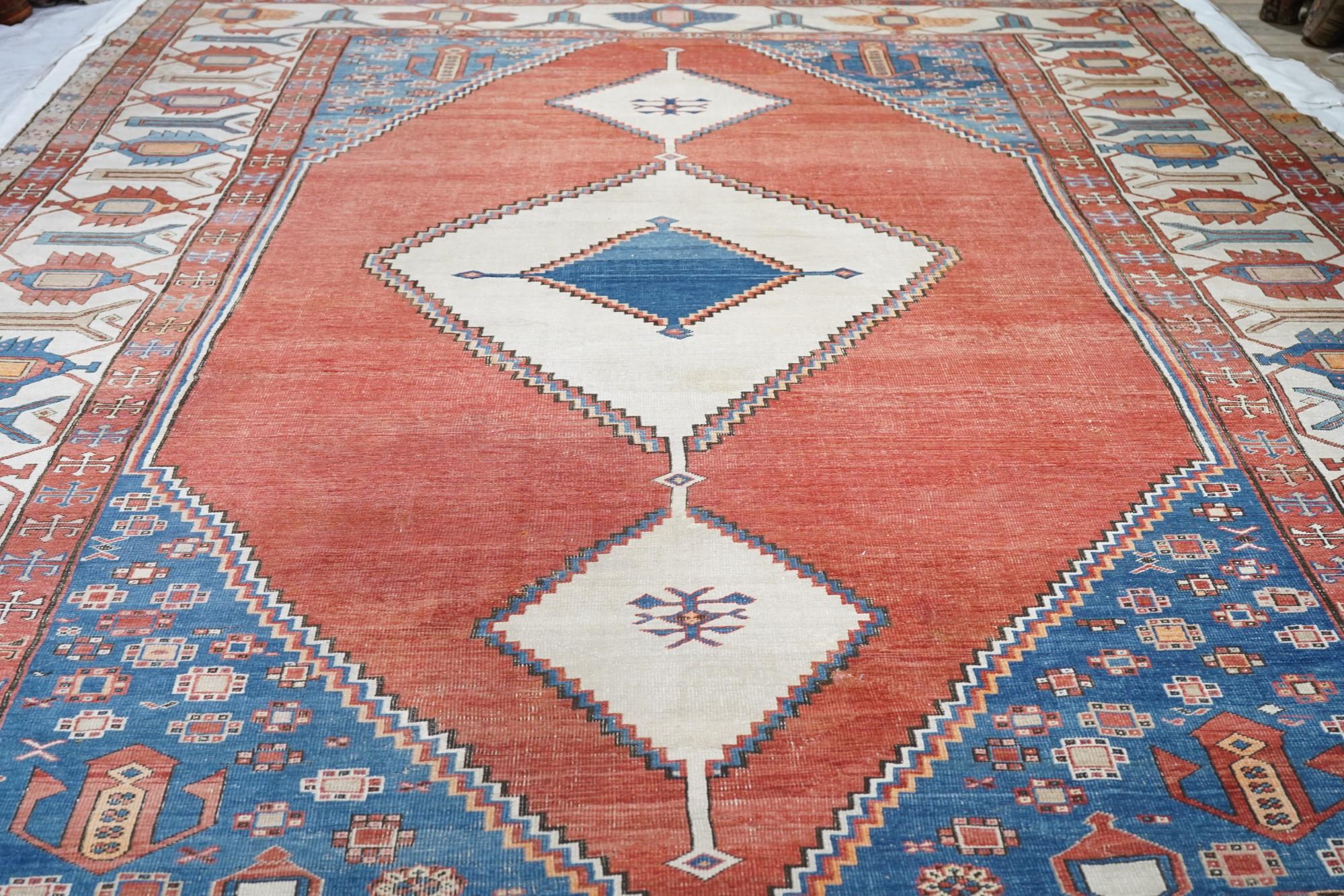 Bakhshaish-Teppich (Spätes 19. Jahrhundert) im Angebot