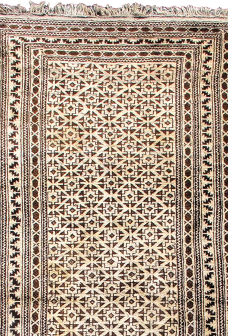 Bakhtiari Gabbeh Rug In Excellent Condition For Sale In San Francisco, CA