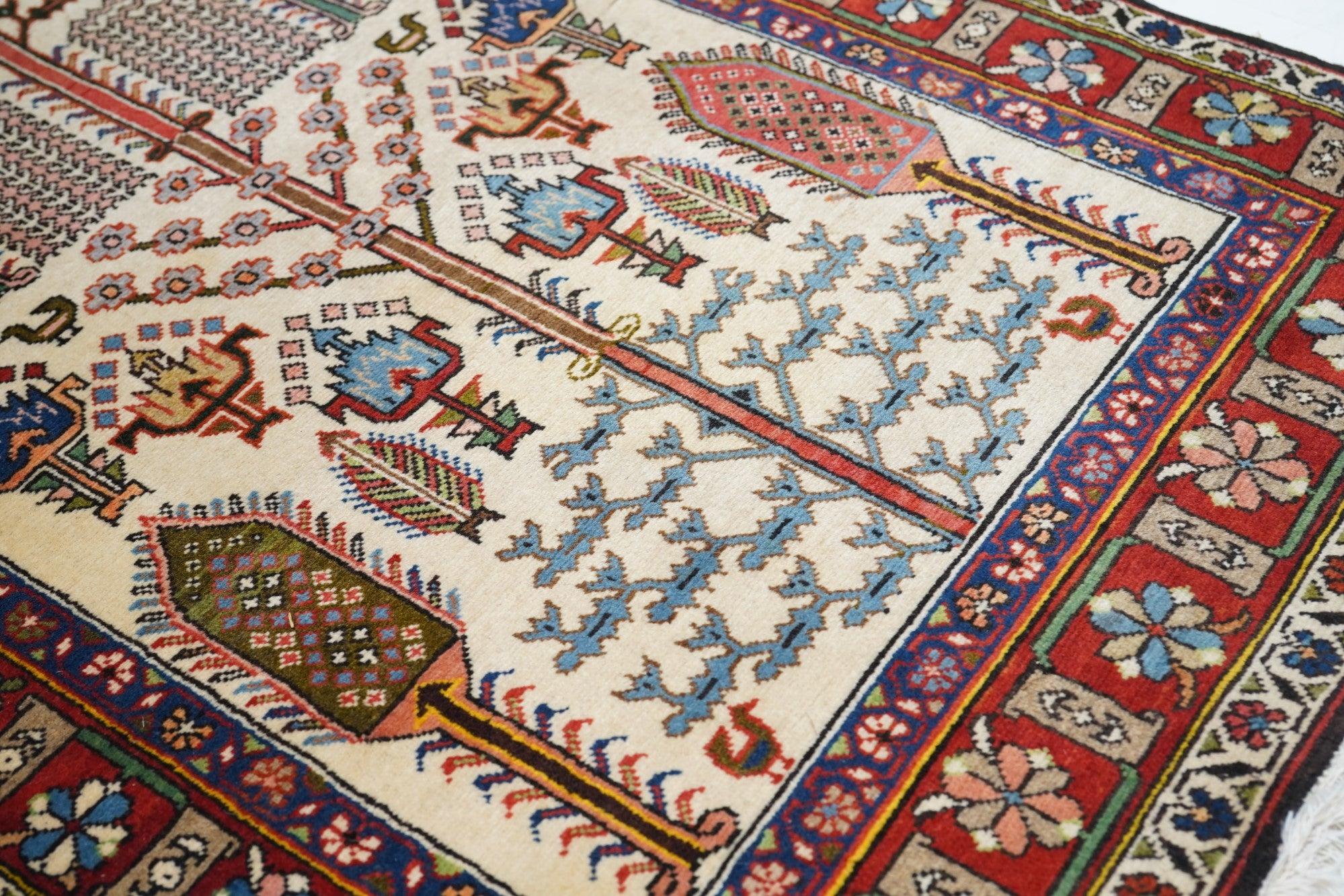 Lana Runner Bakhtiari 2'9'' x 9'4'' in vendita