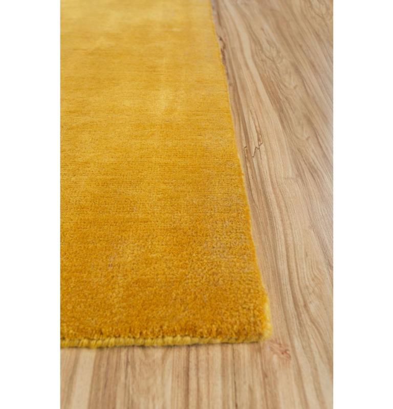 Modern Balance Bliss Gold Fusion & Linen White 180x270 cm Handknotted Rug For Sale