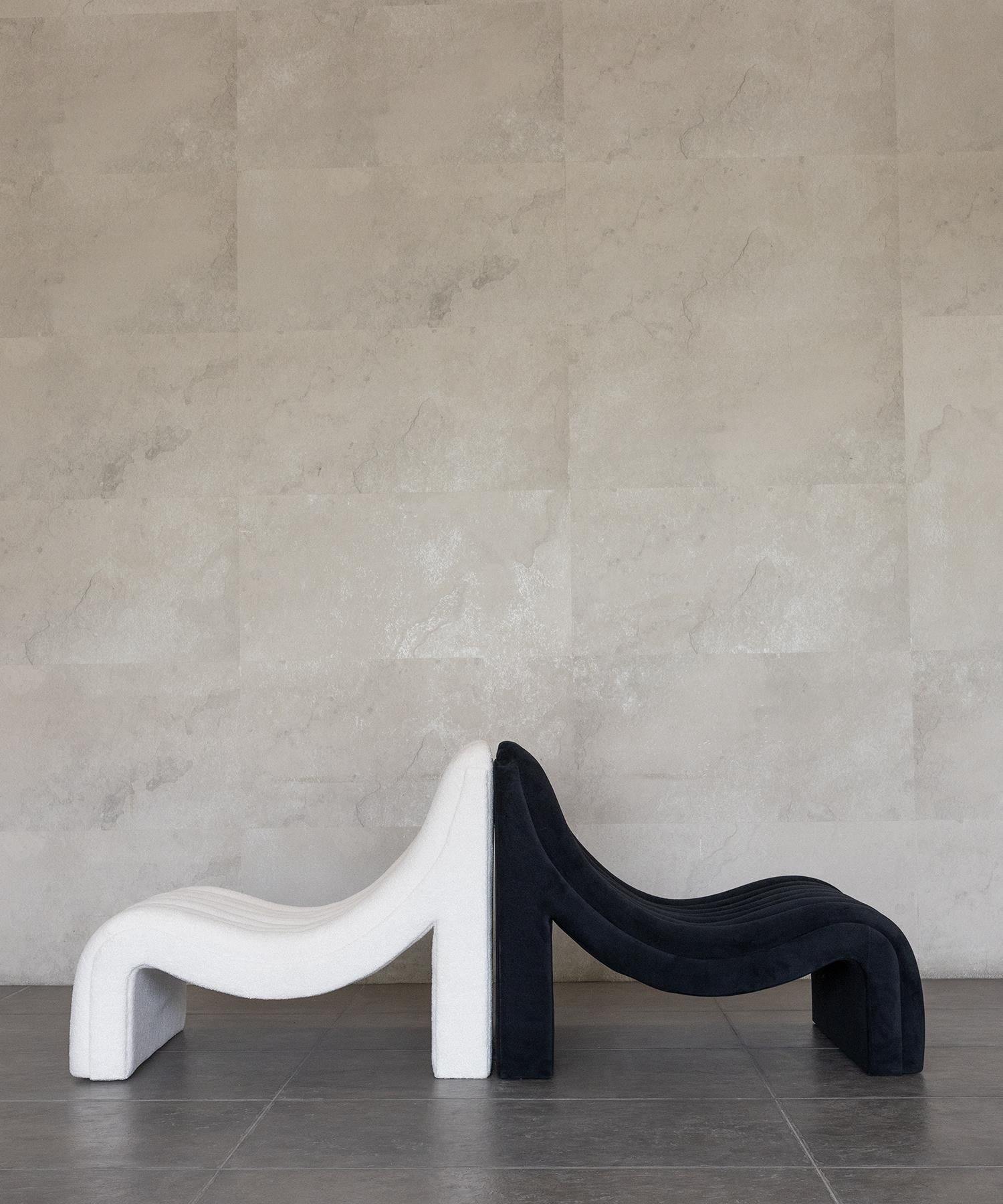 BALANCE CHAIR - Matte Black Velvet by SHO MODERN For Sale 1