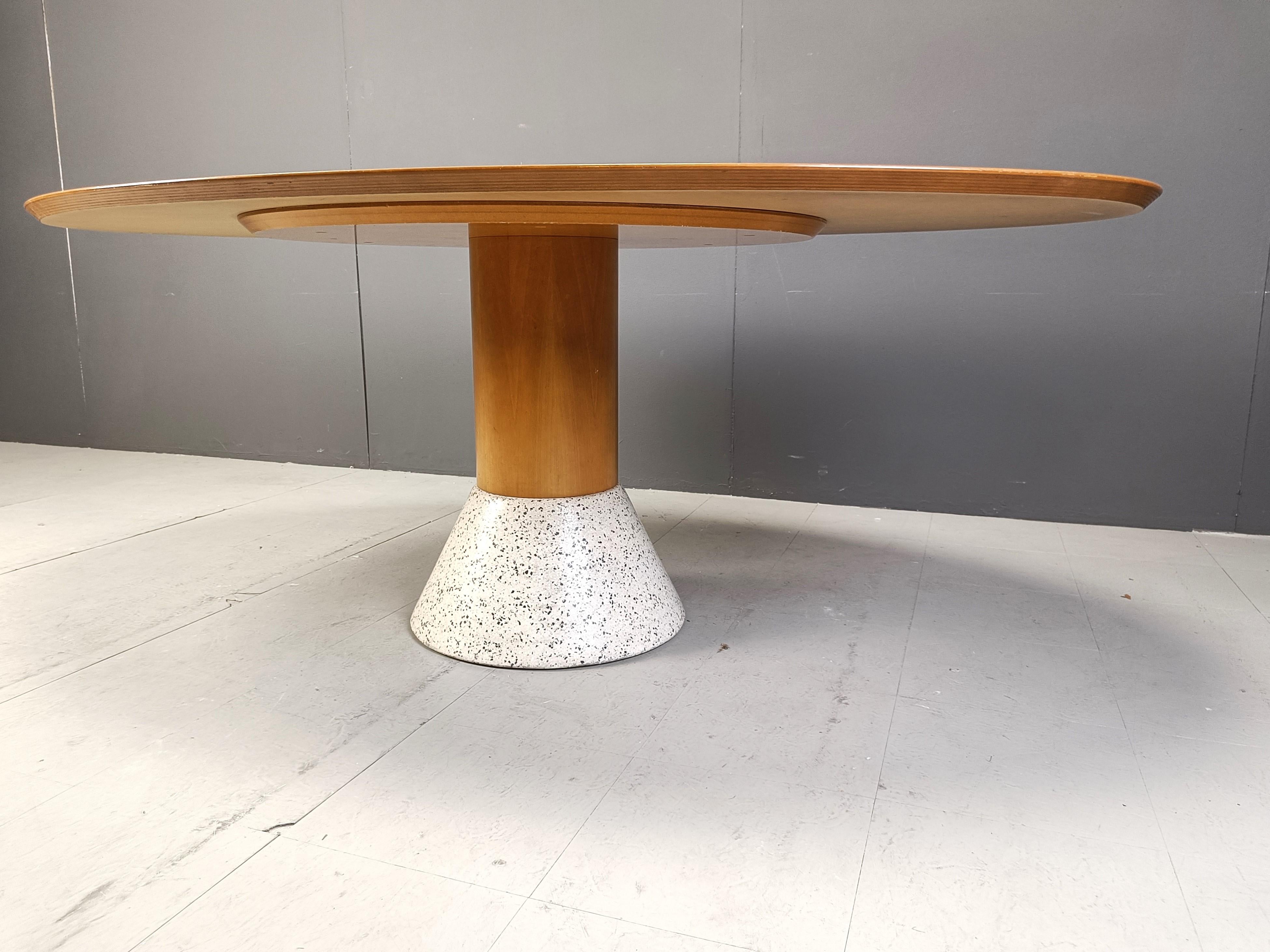 Table de salle à manger Balance d'Arnold Merckx pour Arco, 1988 en vente 1