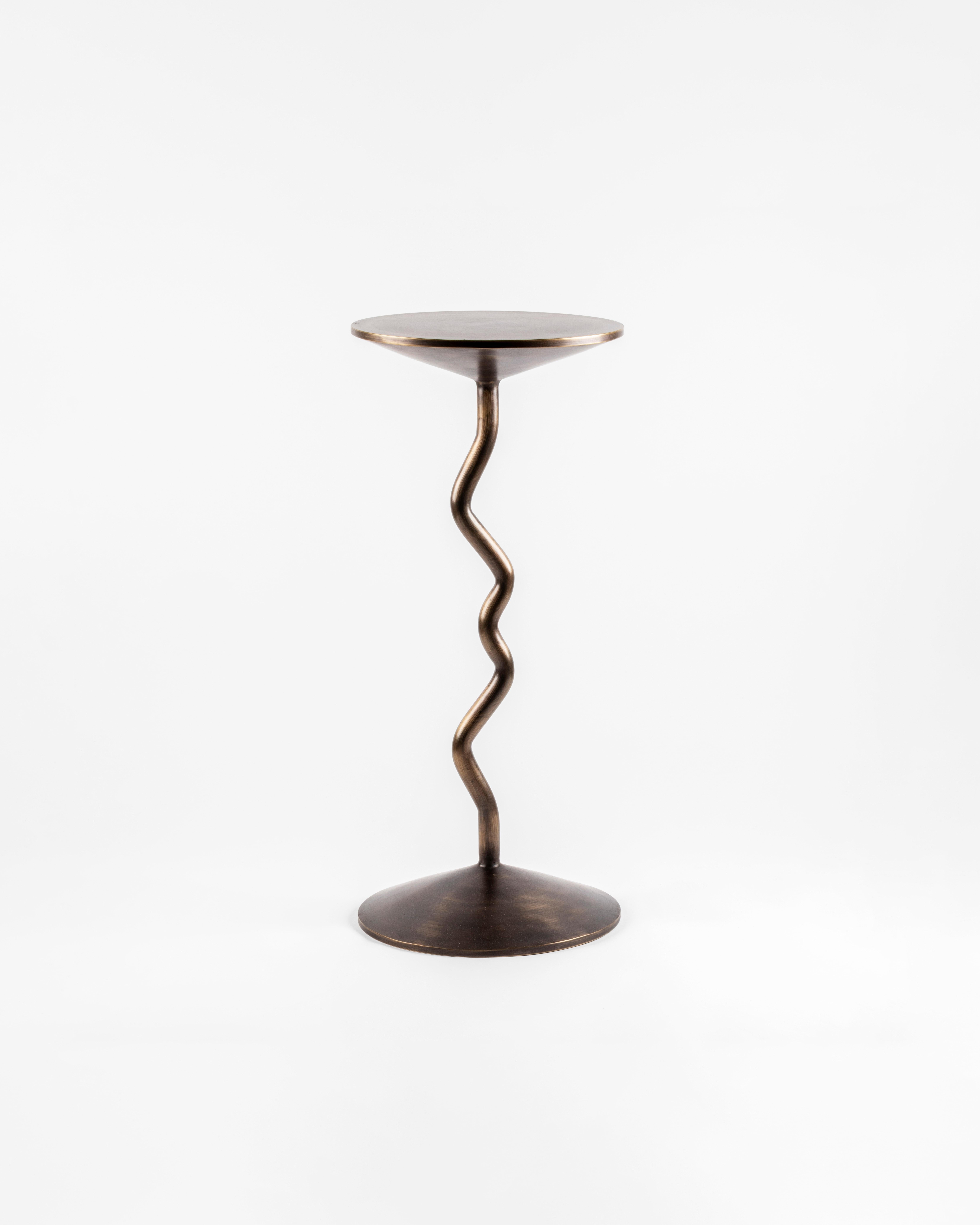 Balance - Taburete artesanal de bronce bruñido, Barbell, Mesa auxiliar en venta 2