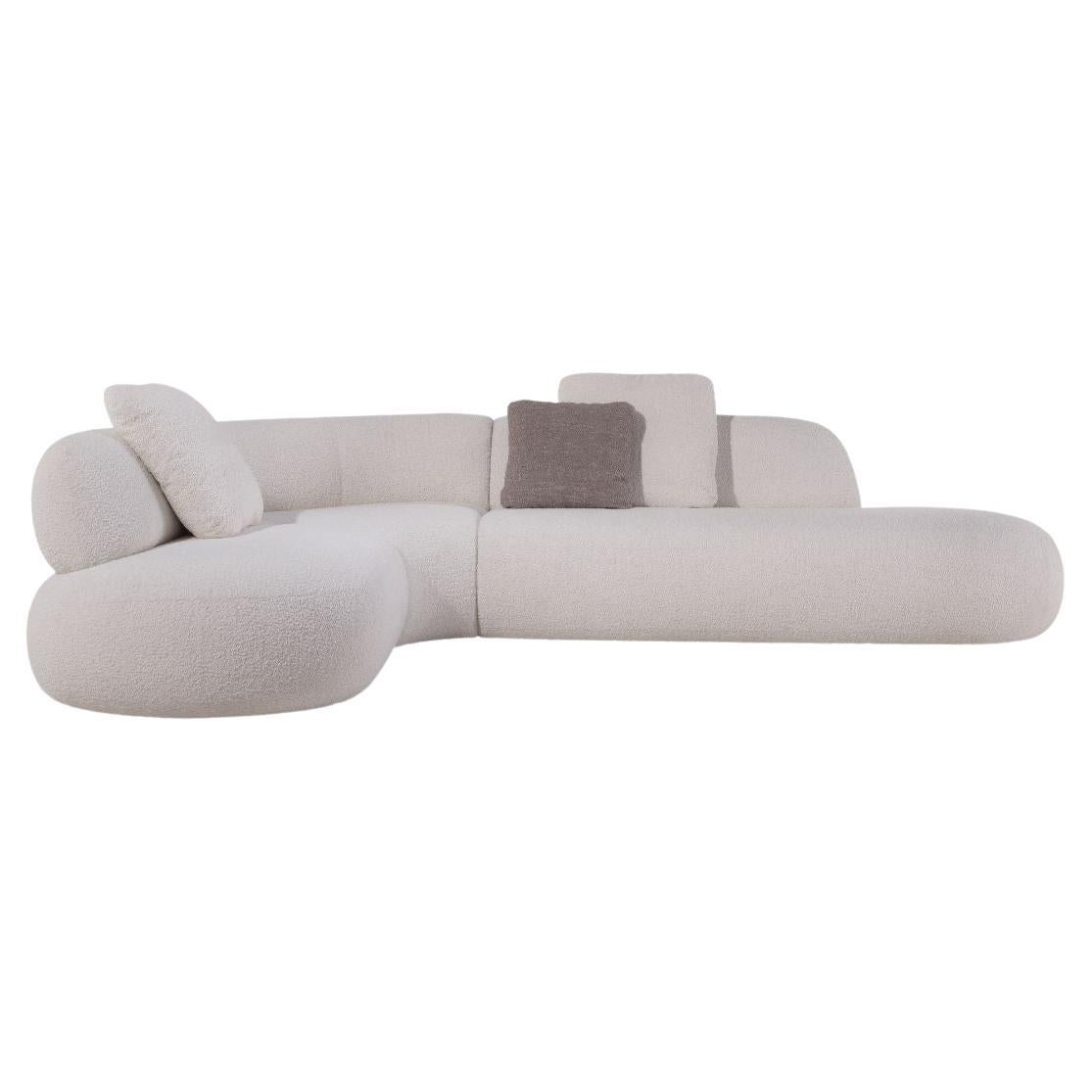 Le canapé modulable Balance est un meuble étonnant et unique, parfait pour ceux qui souhaitent ajouter une touche d'élégance et de style à leur salle de séjour ou à leur coin salon. 

Son design minimaliste respire l'élégance et le confort. Chaque
