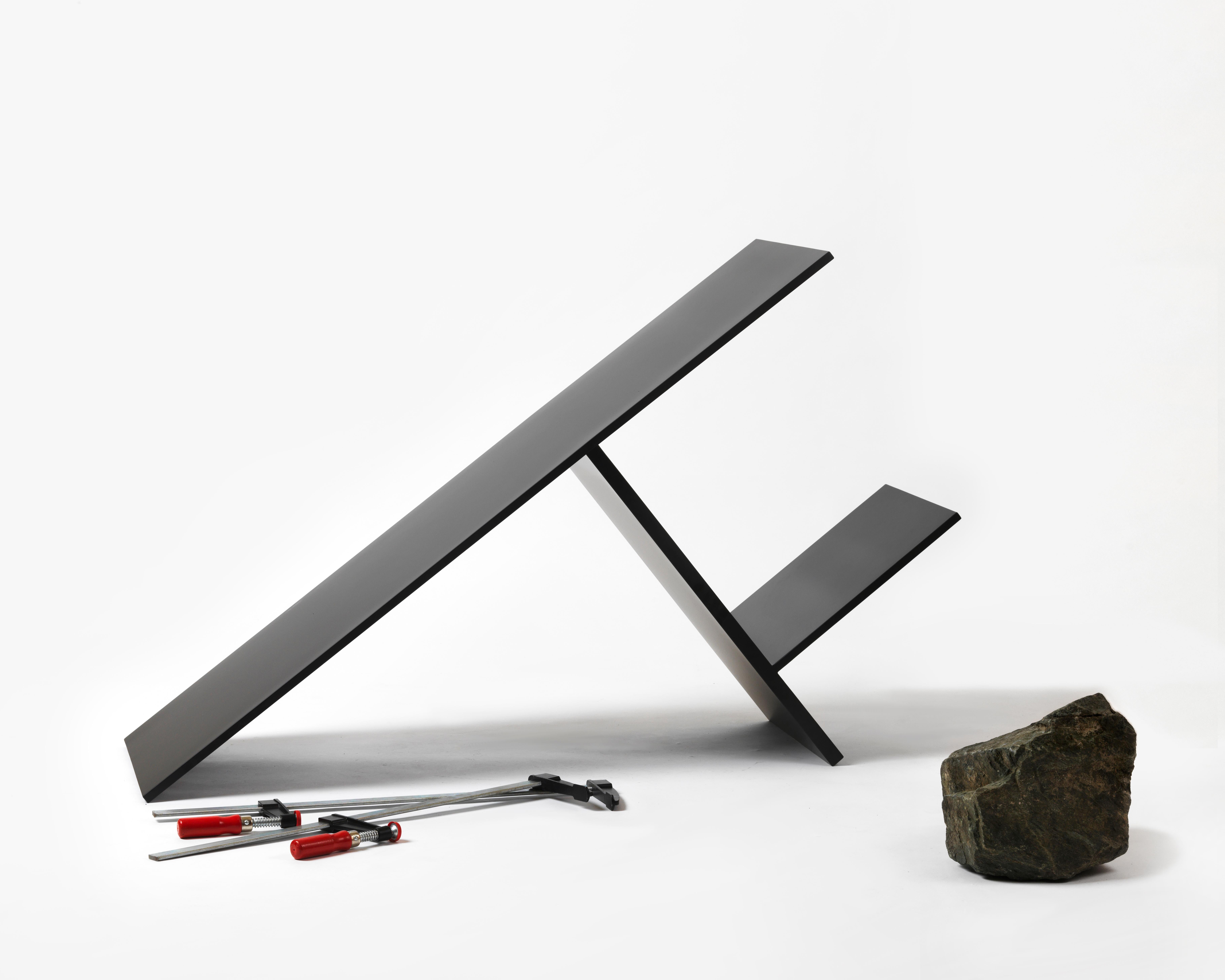 Moderne Table équilibre de Lee Sisan en vente