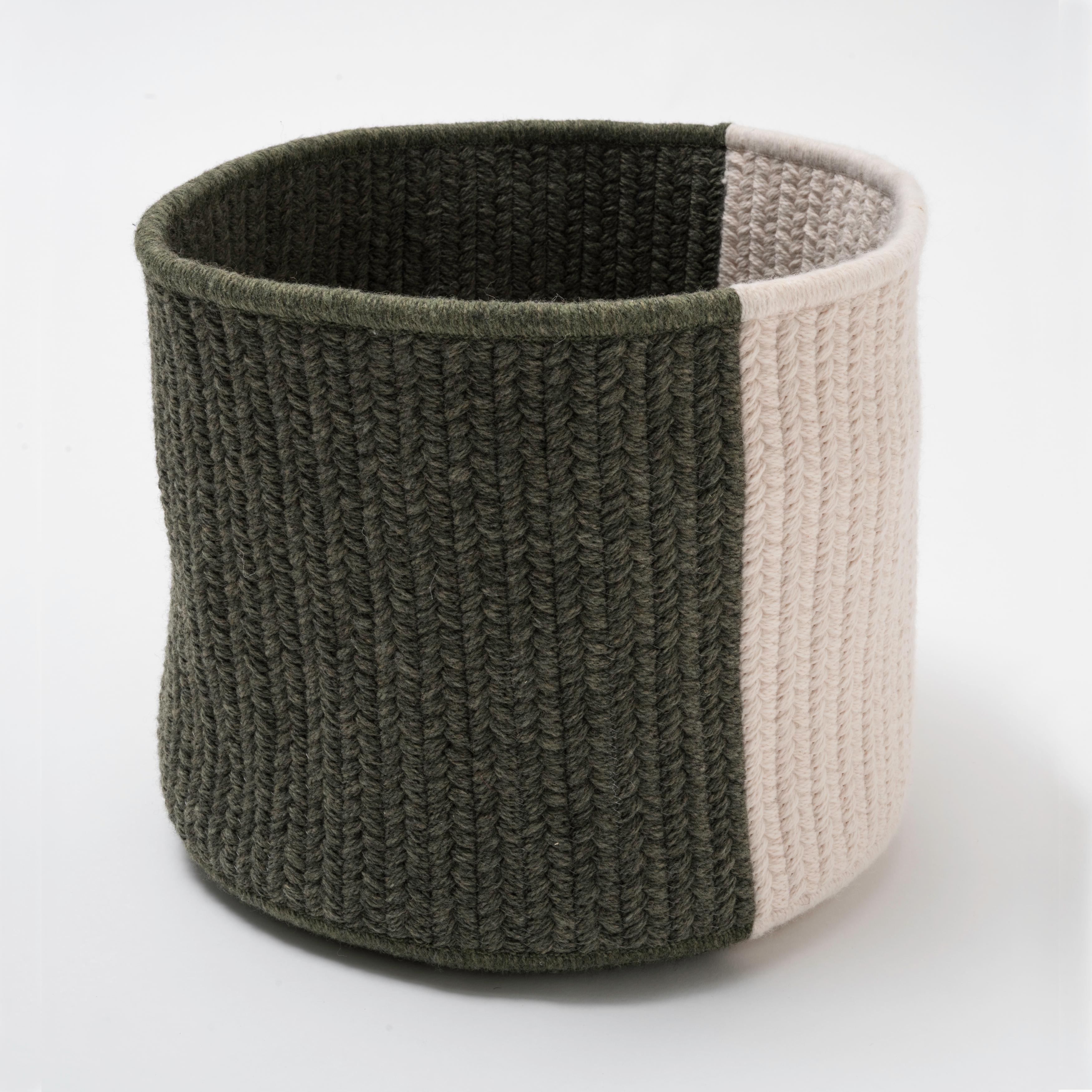 Balance Wool Basket in Light Grey and Cream Custom Woven in the USA im Angebot 5