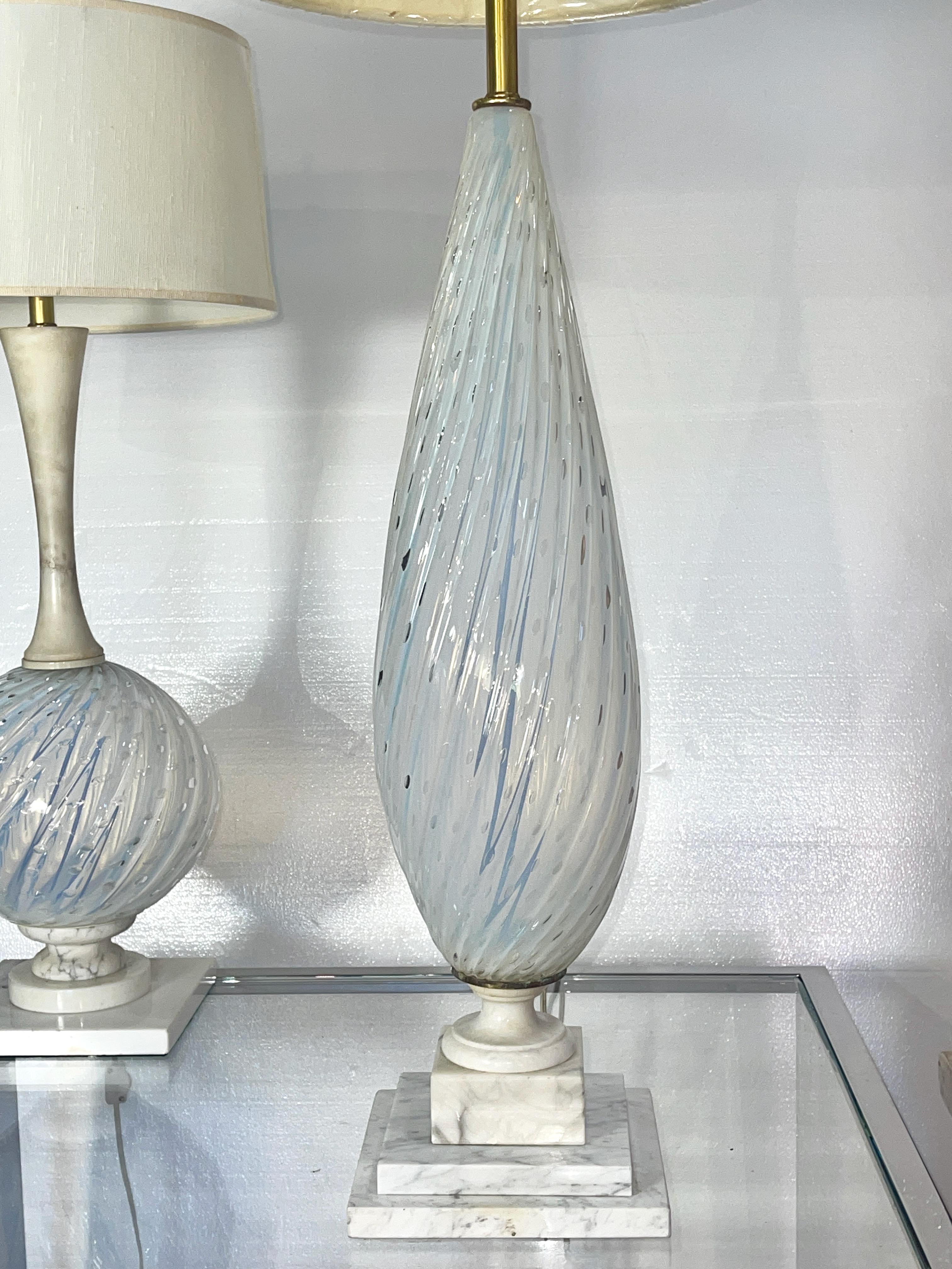 Mid-Century Modern Balboa Opalescent Murano Bullicante Table Lamp For Sale