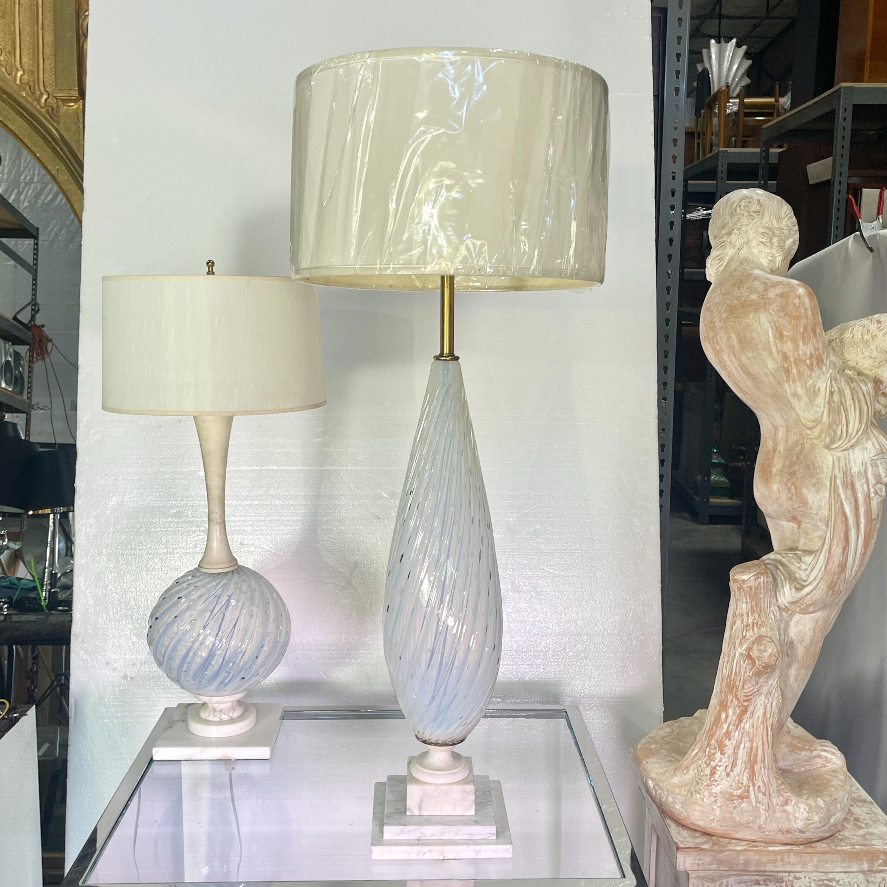 Mid-20th Century Balboa Opalescent Murano Bullicante Table Lamp For Sale