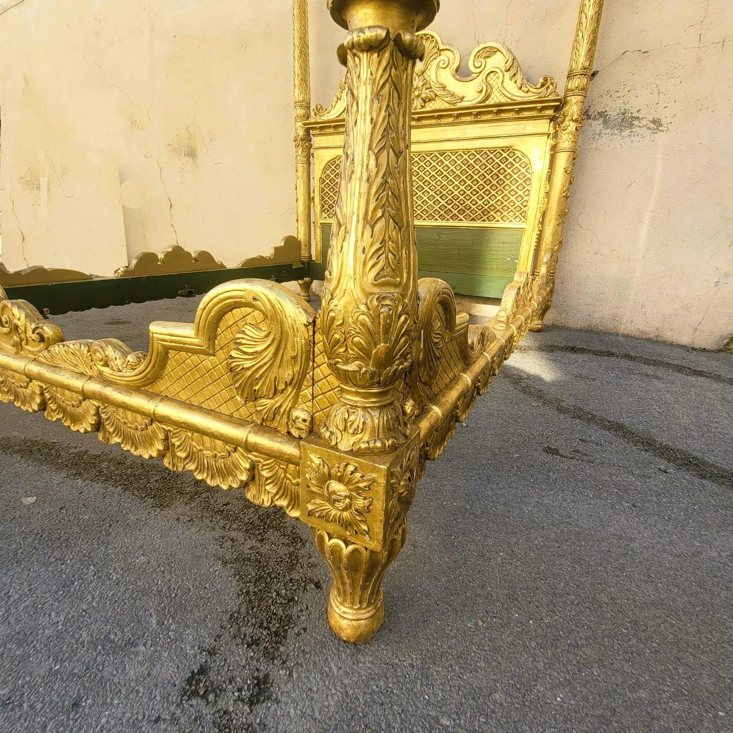 Baldaquin - Large Four-poster Bed In Gilded Wood, Late 19th Century For Sale 2