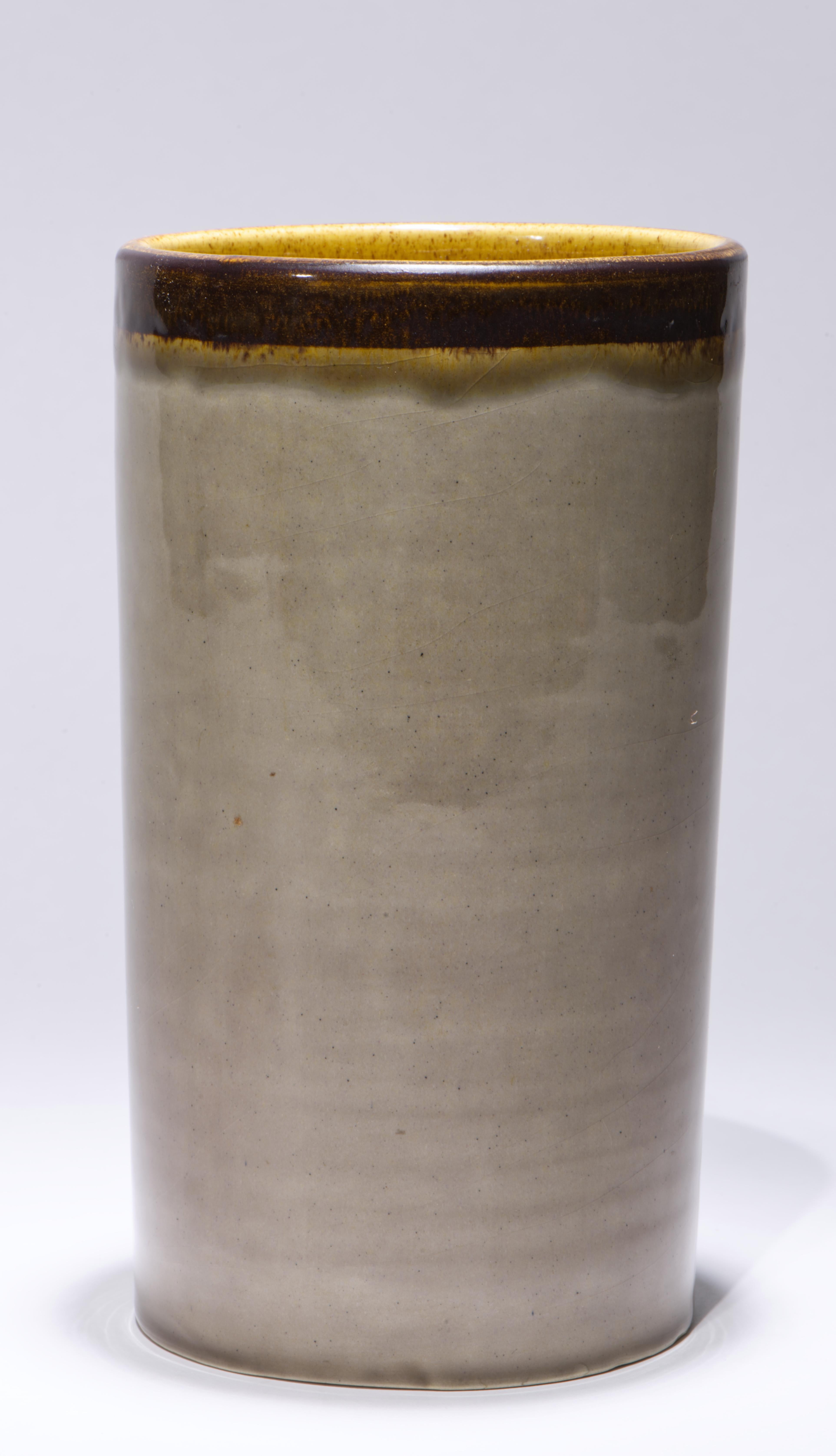 Italiano Vaso a cilindro in maiolica Baldelli for Raymor, Mid Century Modern 1960s in vendita