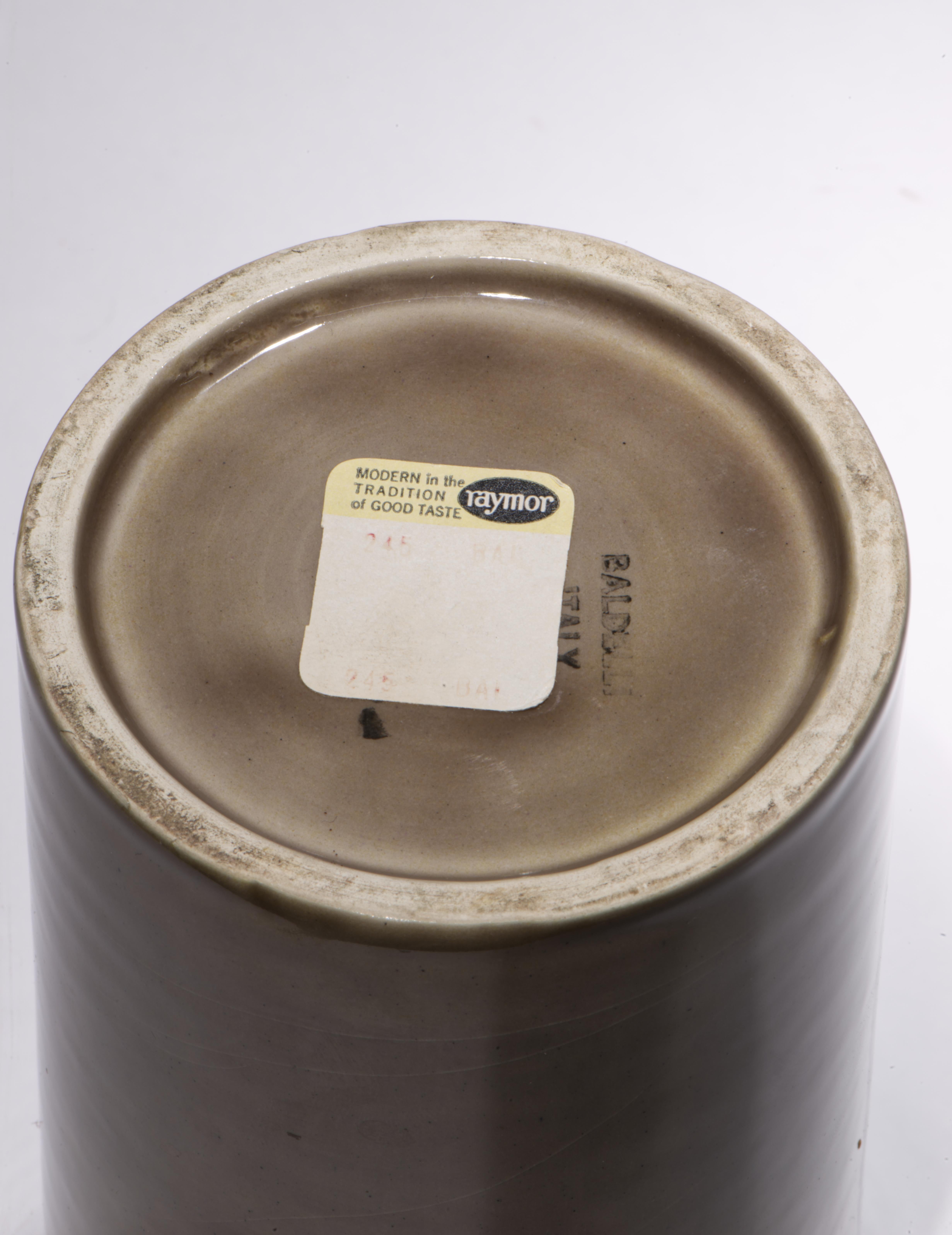 Vaso a cilindro in maiolica Baldelli for Raymor, Mid Century Modern 1960s In condizioni buone in vendita a Clifton Springs, NY