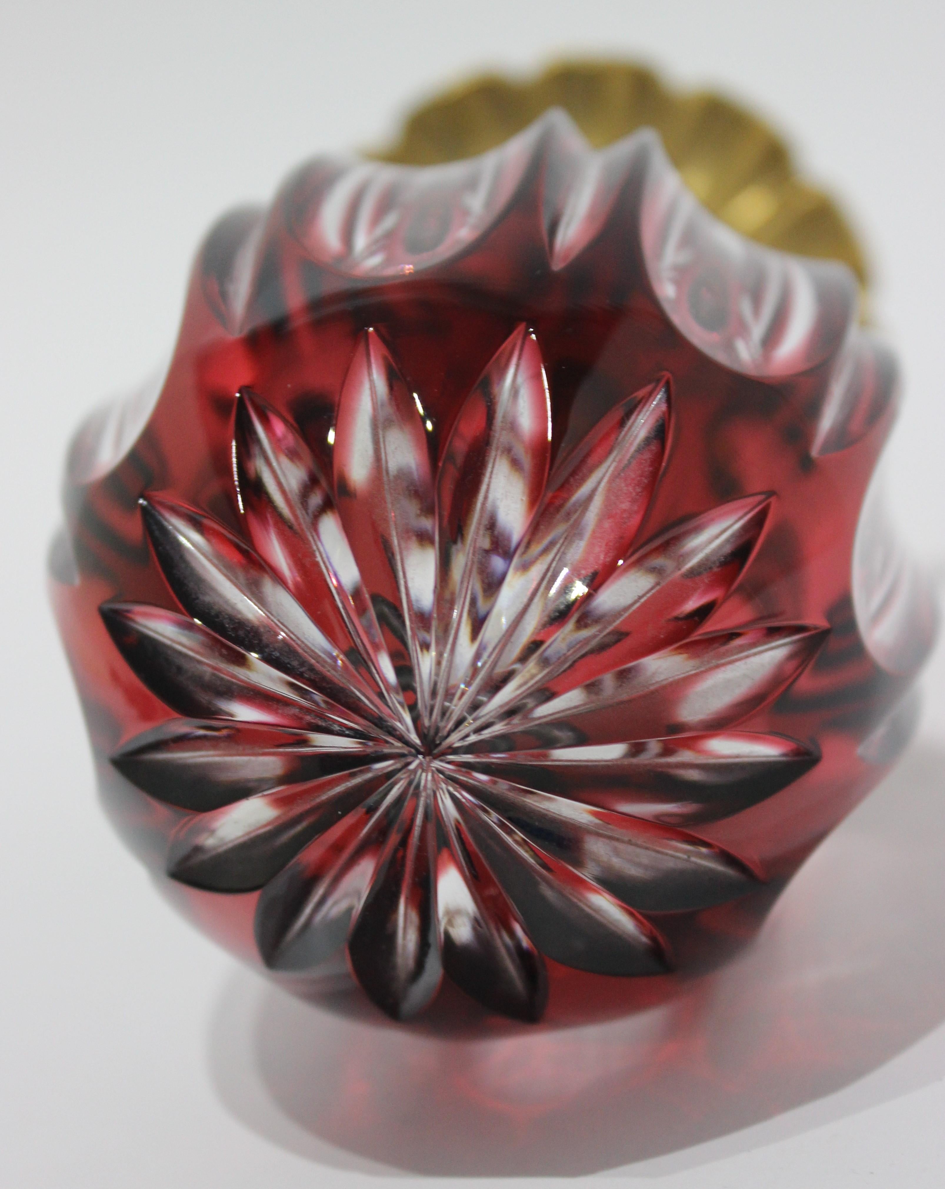 Fin du 20e siècle Œuf Baldi Ruby Cut to Clear en or 24 carats en vente