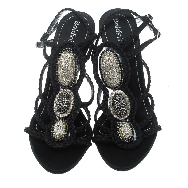 Baldinini Schwarze geflochtene Satin-Kristallverzierte Knöchelriemen-Sandalen Größe 36 im Zustand „Gut“ in Dubai, Al Qouz 2