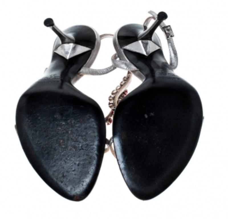 Argent Baldinini - Sandales chevilles en cuir argenté métallisé ornées de cristaux, taille 37 en vente