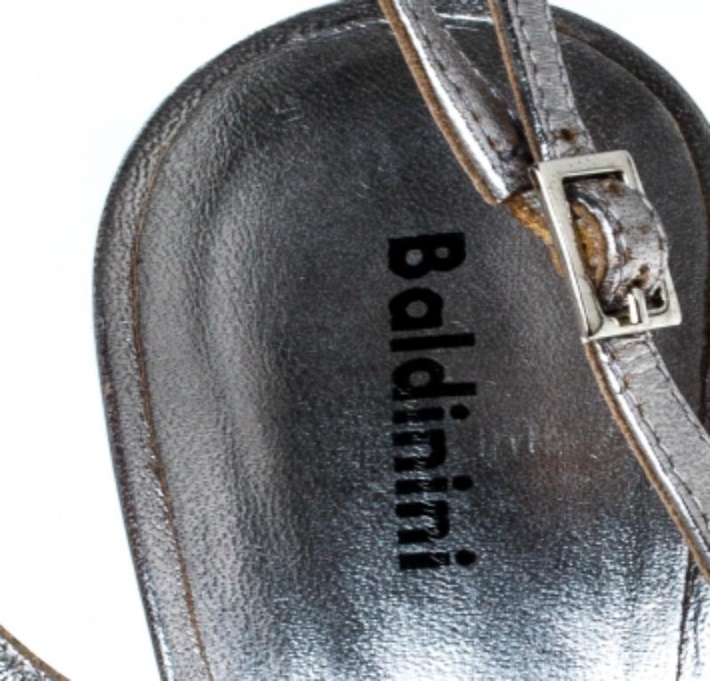 Baldinini - Sandales chevilles en cuir argenté métallisé ornées de cristaux, taille 37 Pour femmes en vente