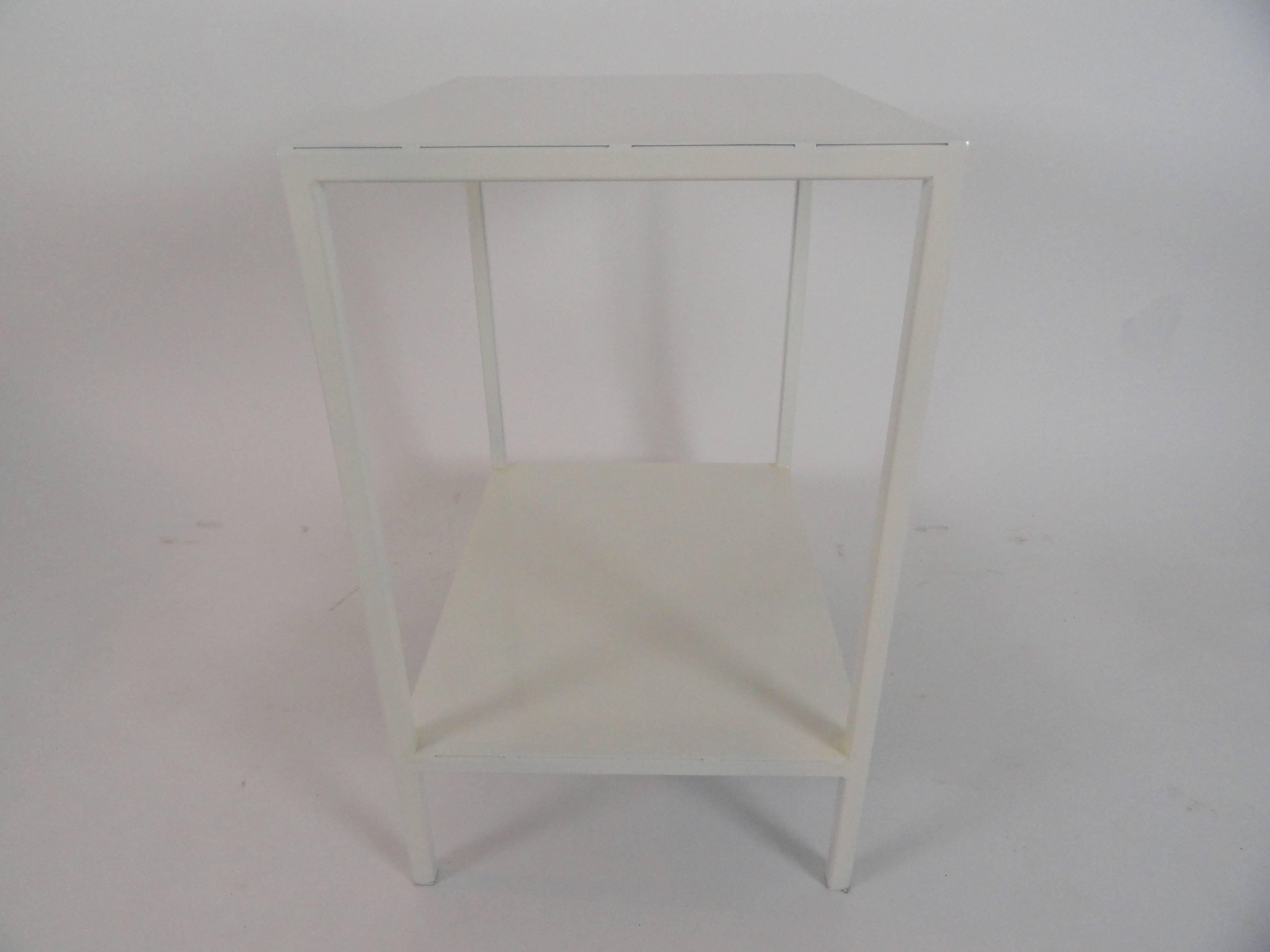Metal Baldwin Side Table, White For Sale