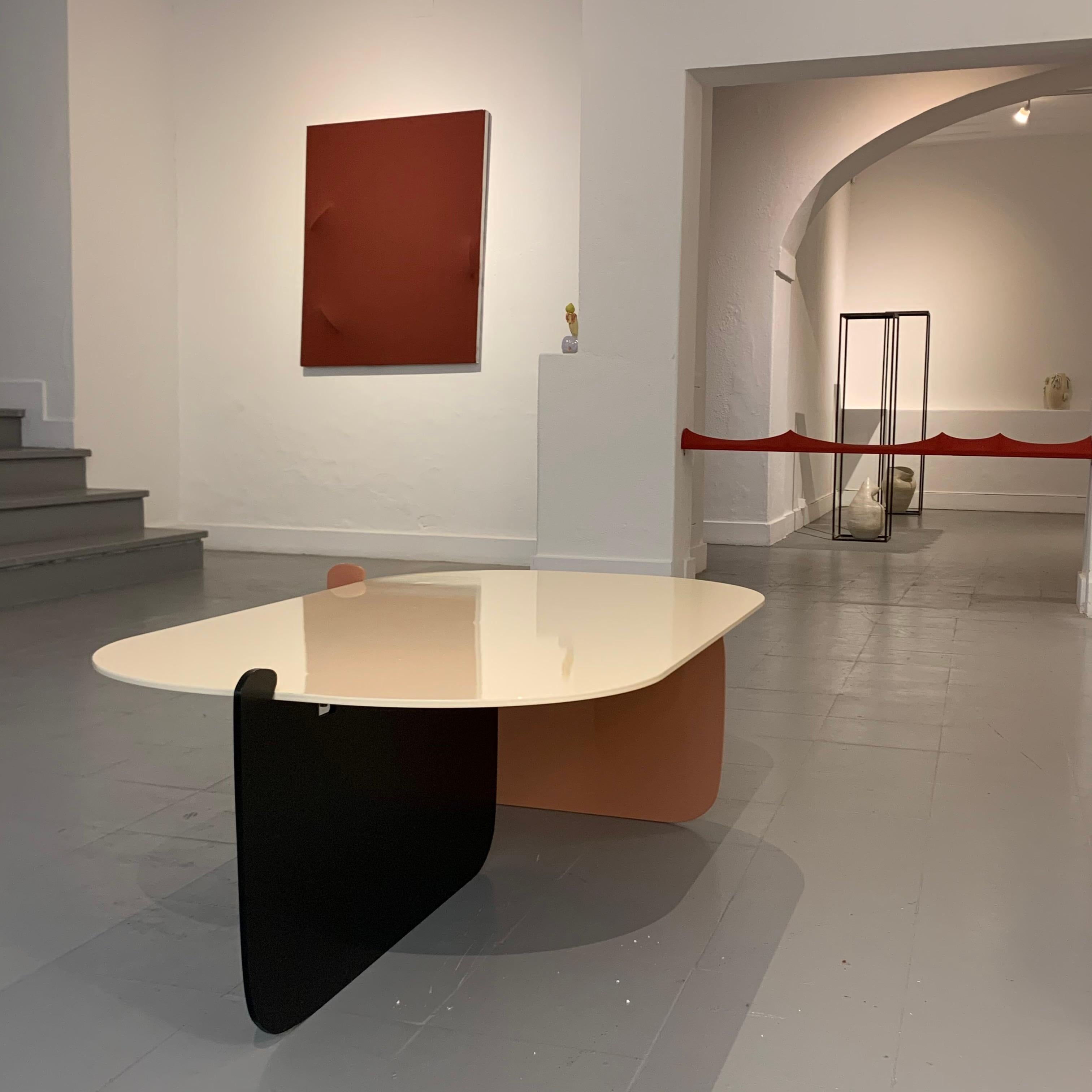 Postmoderne Table centrale Baleen de Dovain Studio en vente