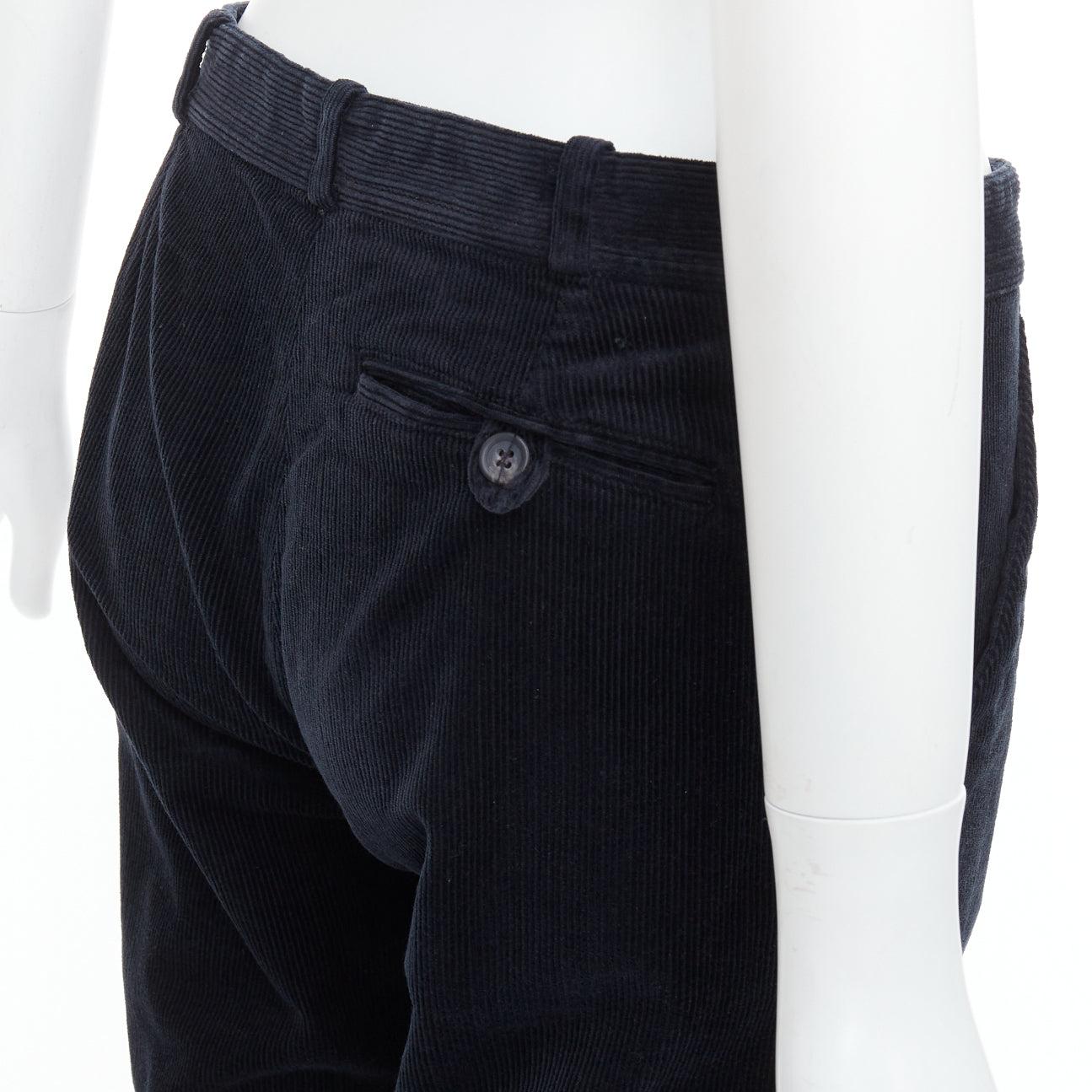 BALENCIAGA 2011 black corduroy mid waist straight leg pants FR36 S
Reference: MECG/A00116
Brand: Balenciaga
Collection: 2011
Material: Corduroy
Color: Black
Pattern: Solid
Closure: Zip Fly
Extra Details: Single pocket back.
Made in: