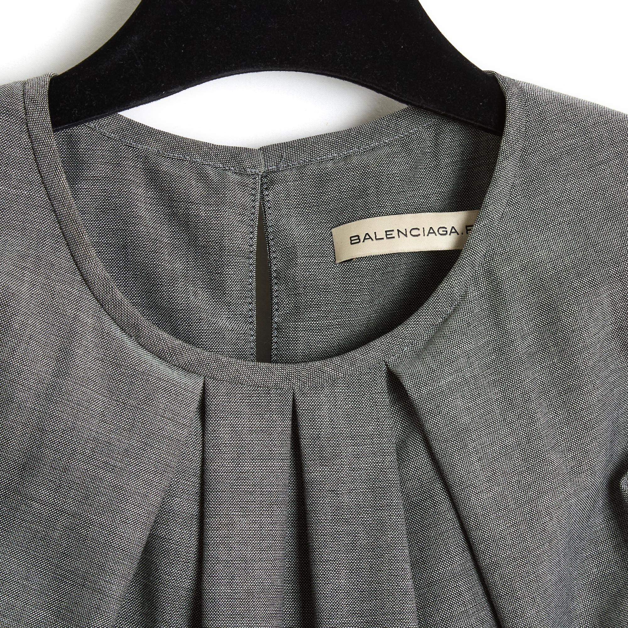 Balenciaga top by Nicolas Ghesquière circa 2011 in grey wool cloth (made in a micro woven 