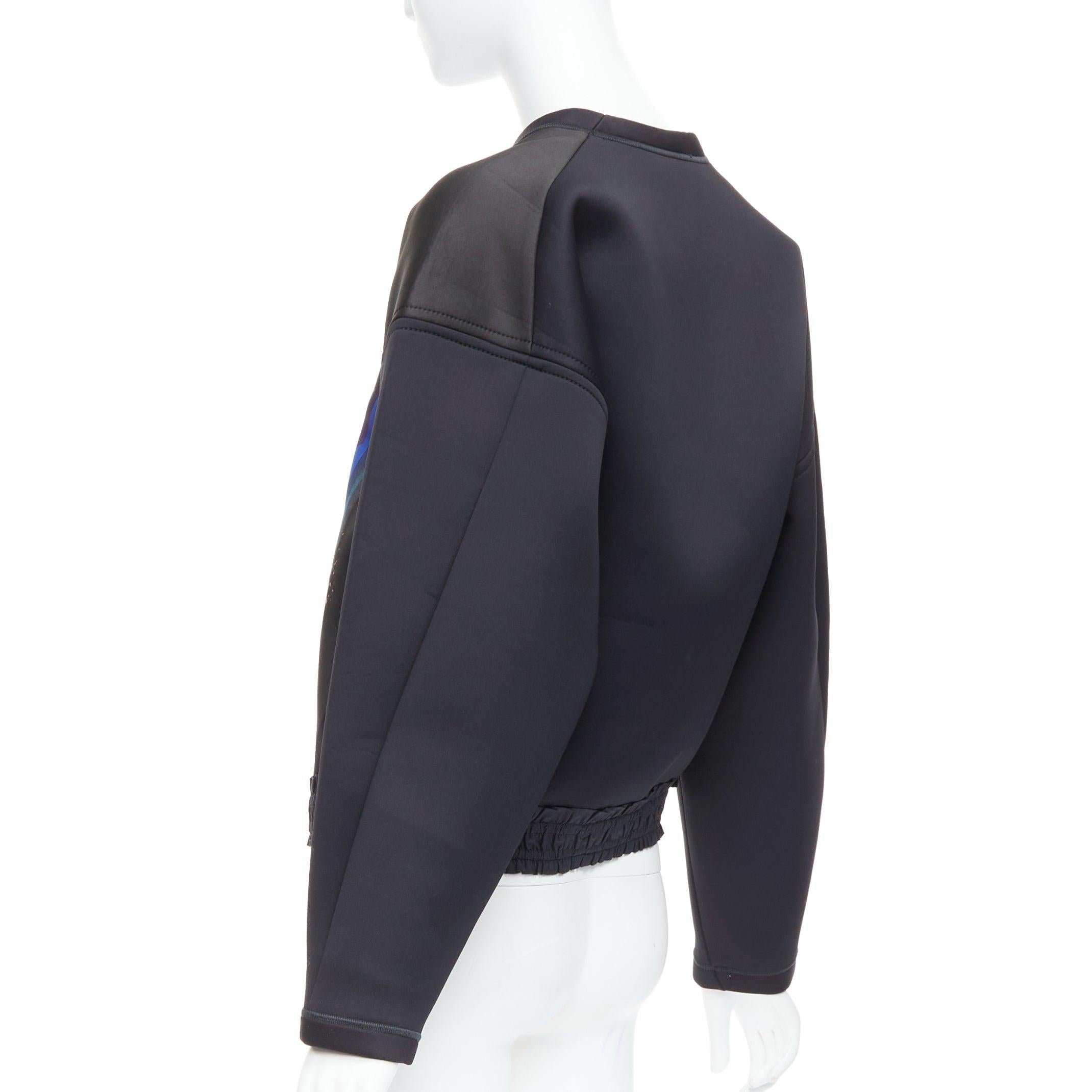Balenciaga 2012 Runway Egyptofunk stampa fantascientifica volant crop boxy scuba top FR38 I. in vendita 1