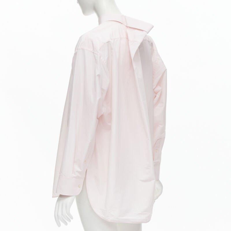 BALENCIAGA 2016 rosa Knopf gekniffen Kragen übergroße Hemd FR38 S
Referenz: MELK/A00122
Marke: Balenciaga
Designer: Demna
Collection'S: 2016
MATERIAL: Baumwolle, Polyester
Farbe: Rosa
Muster: Solide
Verschluss: Knopf
Zusätzliche Details: Übergroßer