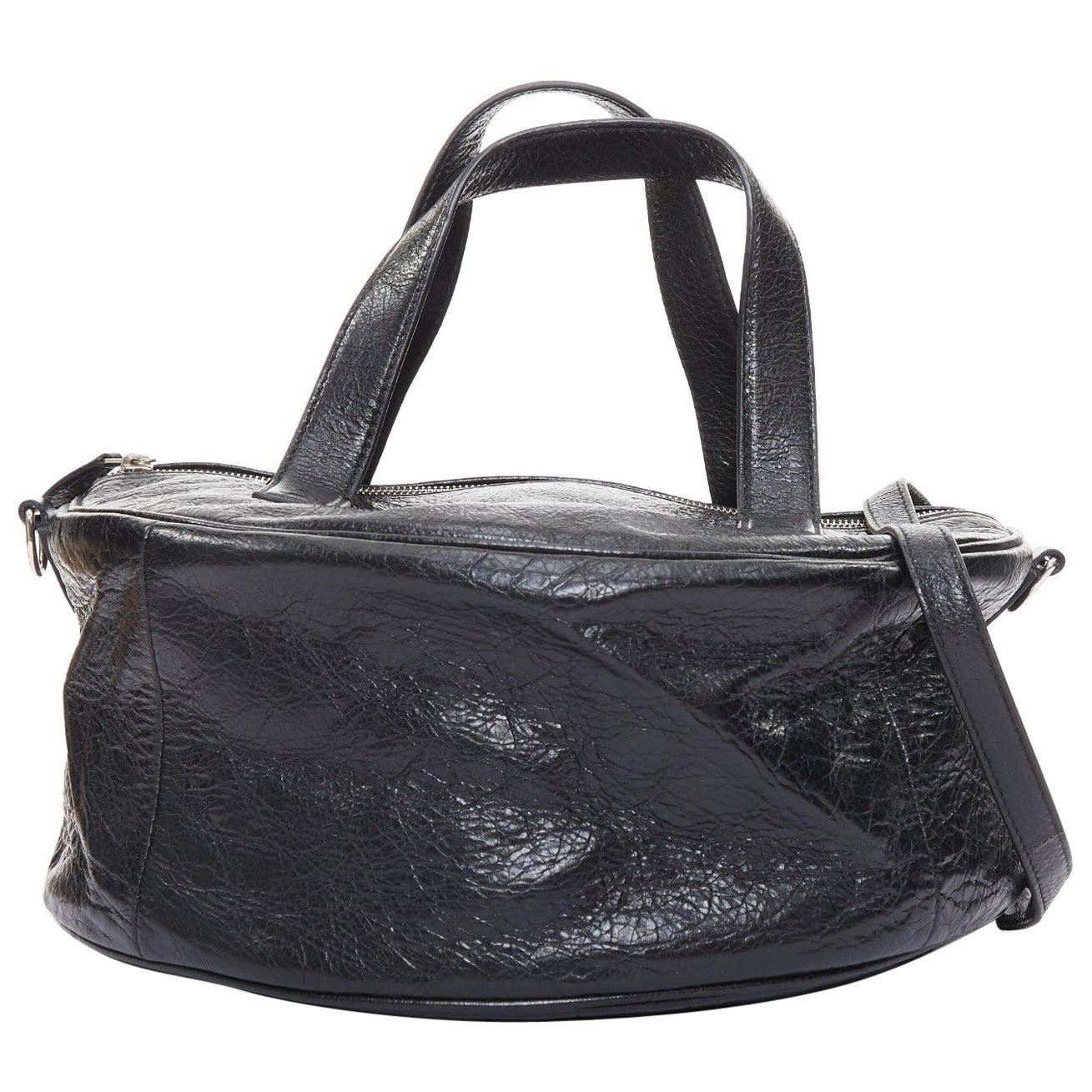 BALENCIAGA 2017 Arena Round Air S Hobo schwarz Leder Zylinder Crossbody Tasche im Angebot