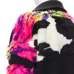 BALENCIAGA 2018 BB Pride Rollkragenpullover aus schwarzem Kunstpelz mit Flaggenstickerei XS