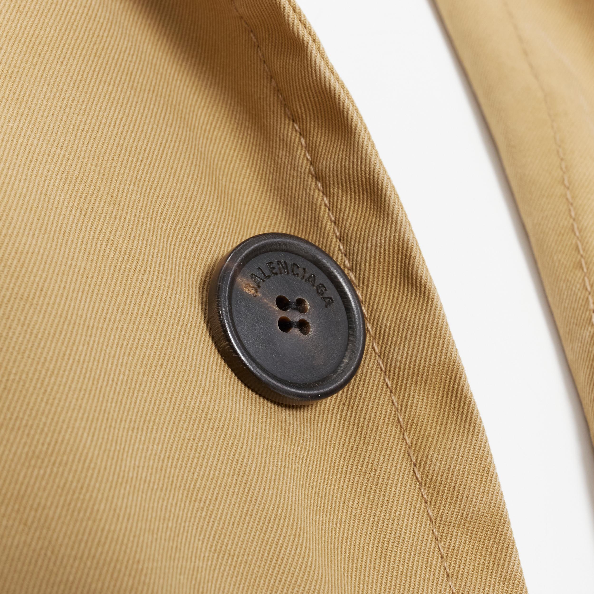 Men's BALENCIAGA 2018 beige heavy cotton rounded shoulder oversized XL car coat