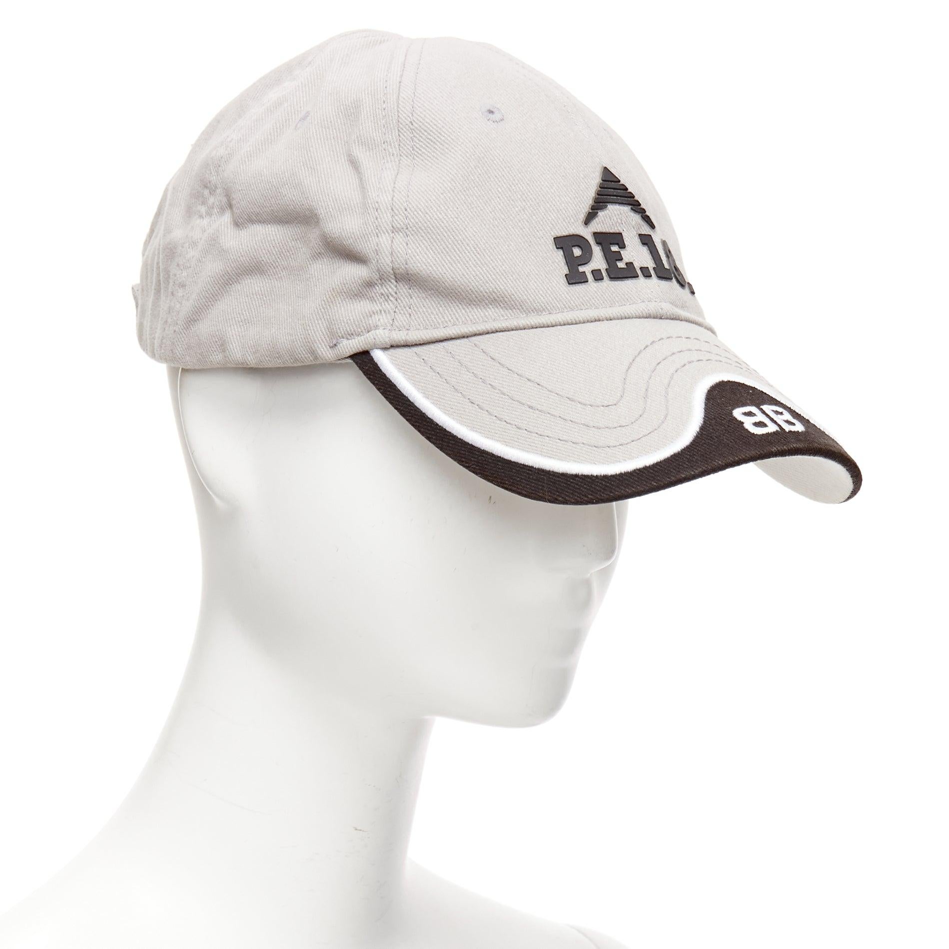 BALENCIAGA 2018 grey cotton BB logo PE18 3D badge embroidery cap L
Reference: EALU/A00025
Brand: Balenciaga
Designer: Demna
Collection: 2018
Material: Cotton
Color: Grey, Black
Pattern: Solid
Closure: Magic Tape
Lining: Grey Fabric
Extra Details: