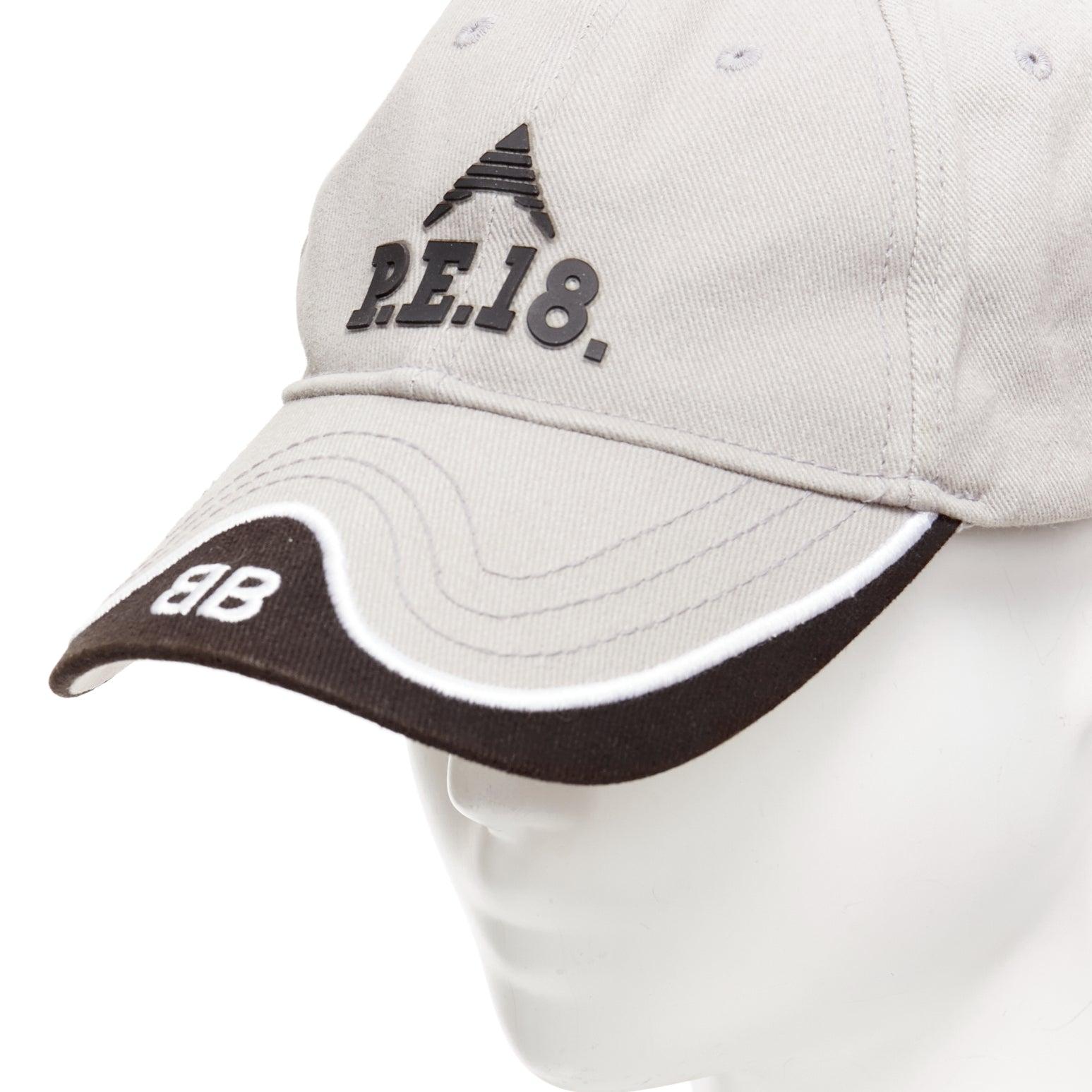 BALENCIAGA 2018 grey cotton BB logo PE18 3D badge embroidery cap L In Good Condition In Hong Kong, NT