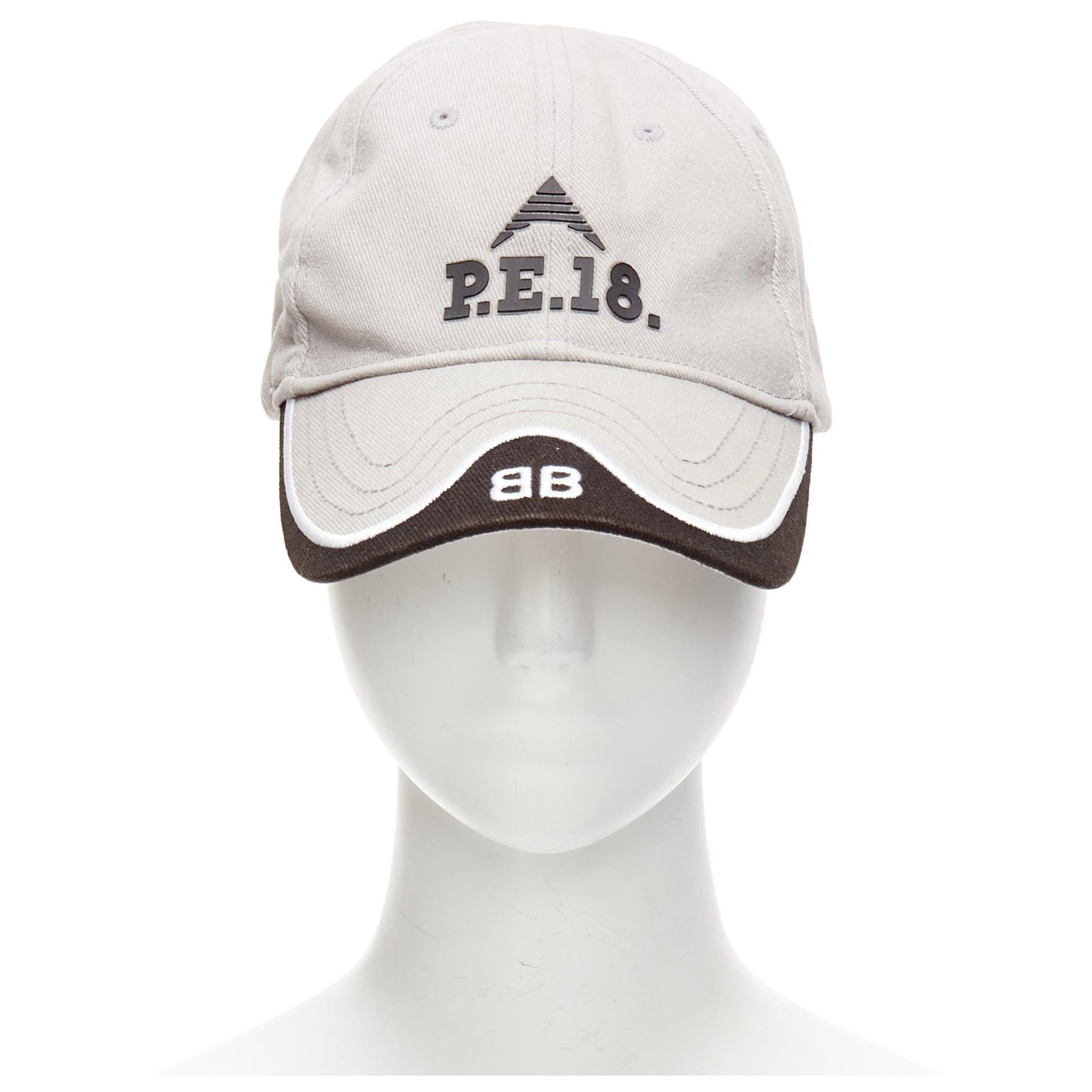 BALENCIAGA 2018 grey cotton BB logo PE18 3D badge embroidery cap L