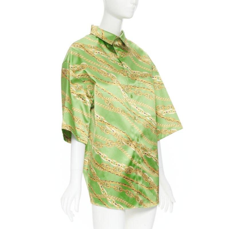 Verde Balenciaga 2018 linea Runway verde stampa catena oro camicia rigida boxy FR34 XS in vendita