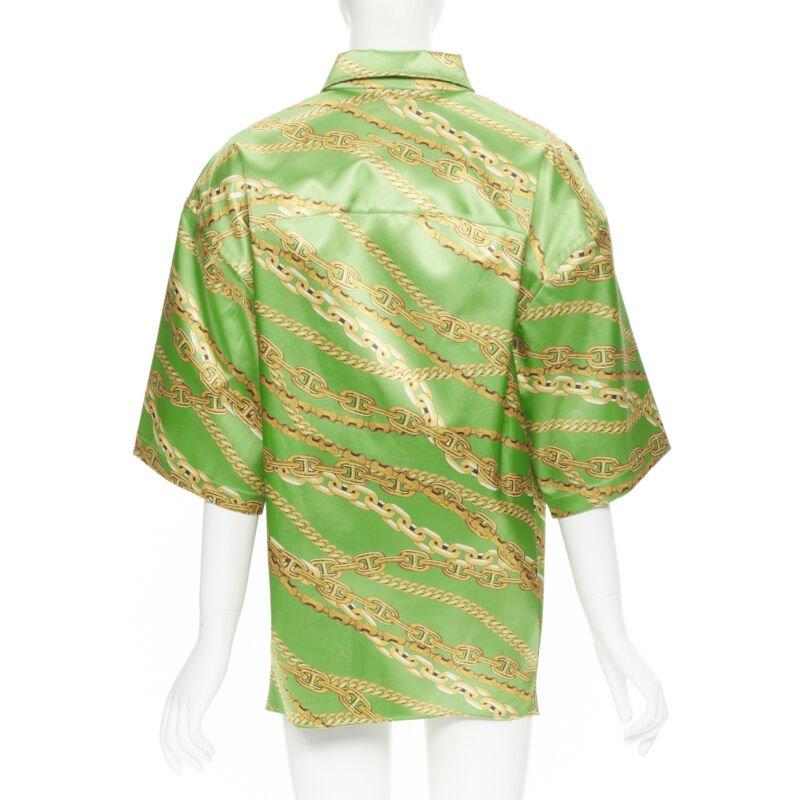 Donna Balenciaga 2018 linea Runway verde stampa catena oro camicia rigida boxy FR34 XS in vendita