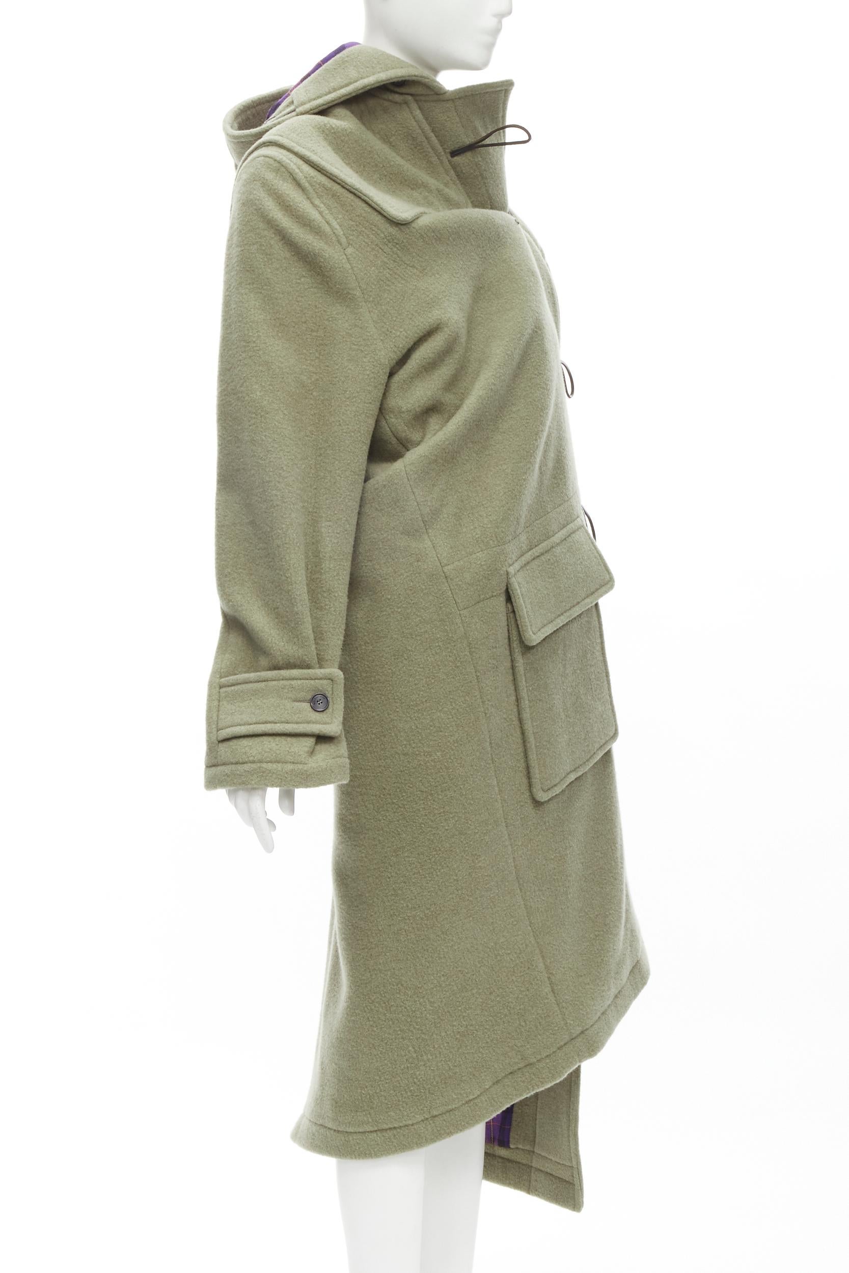 BALENCIAGA 2018 Runway Pulled khaki grey toggle wrap coat M In Excellent Condition For Sale In Hong Kong, NT
