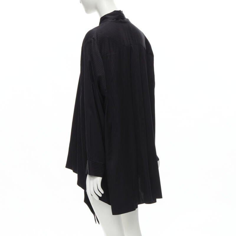 Donna BALENCIAGA 2020 Demna camicia oversize a righe nere con fiocco a cascata FR36 S in vendita