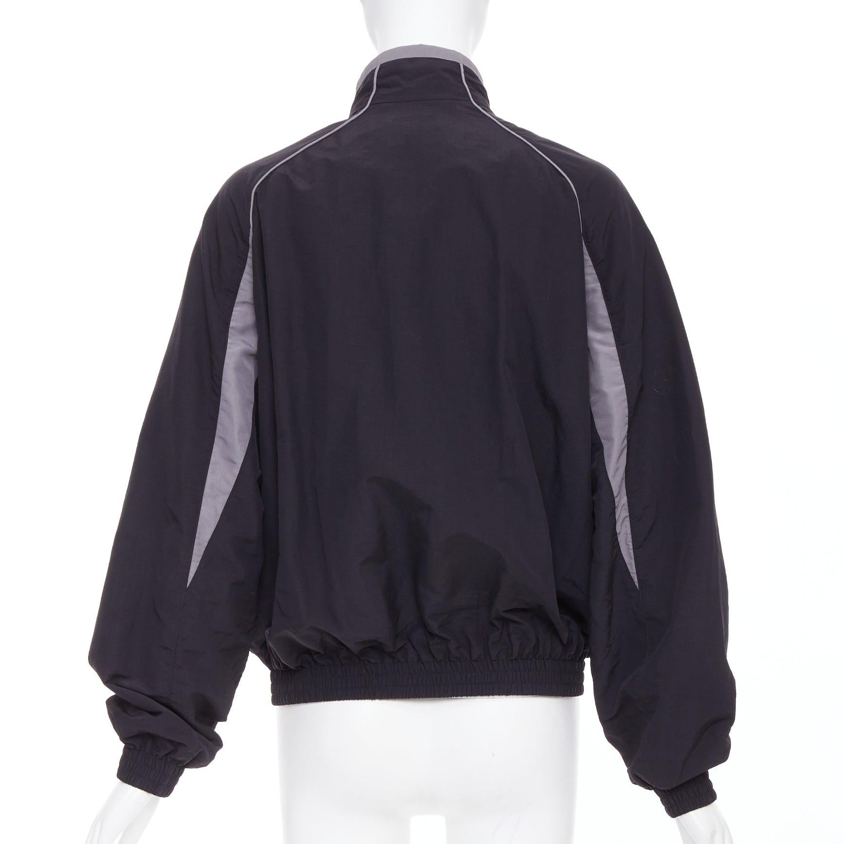 BALENCIAGA 2023 3B black grey white sports oversized track jacket S.S. White en vente 1