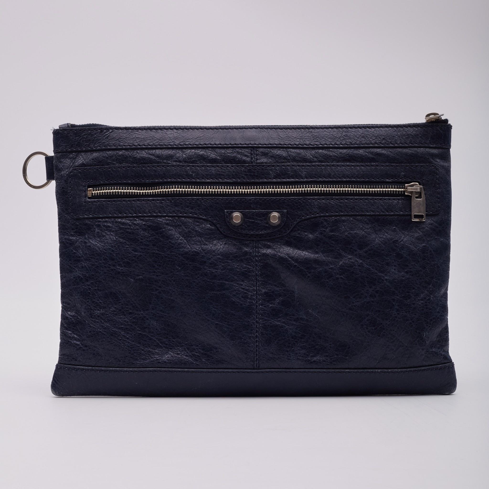 Balenciaga Aged Leather City Pouch Bag Navy In Excellent Condition In Montreal, Quebec