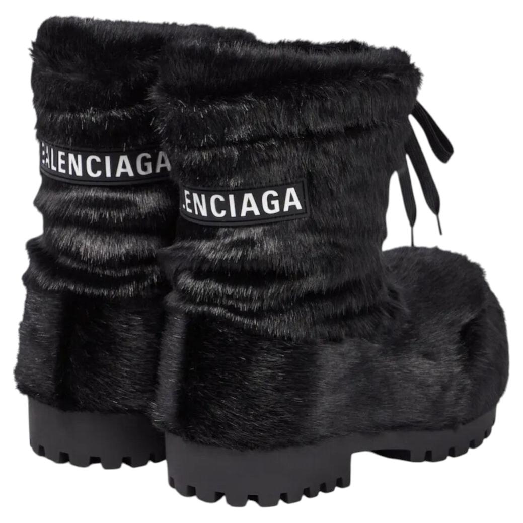BALENCIAGA Alaska Snow Boots 37/38 en vente