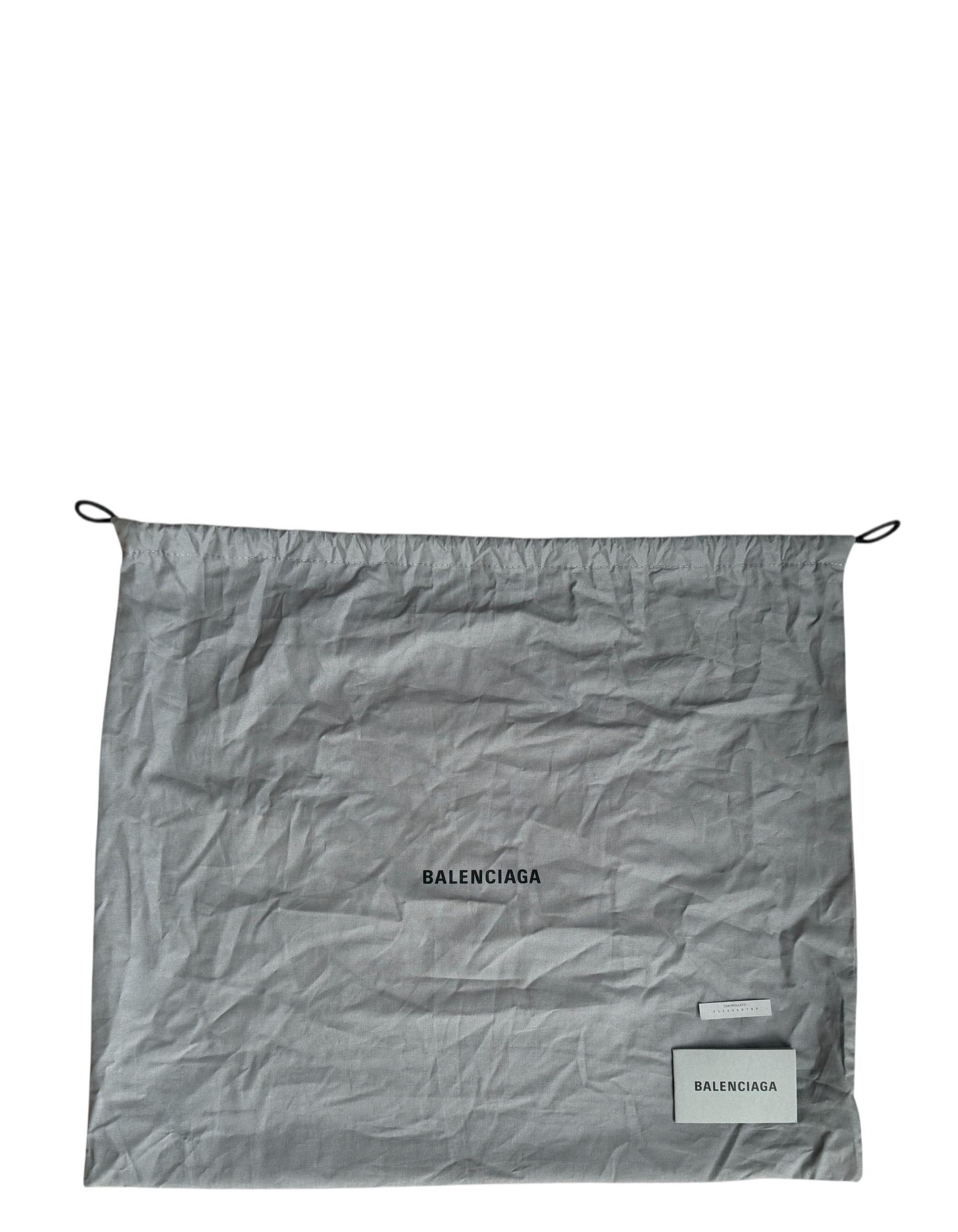 Balenciaga Almond Arena Storico Lambskin Leather Medium Le City Bag c/ottone in vendita 5