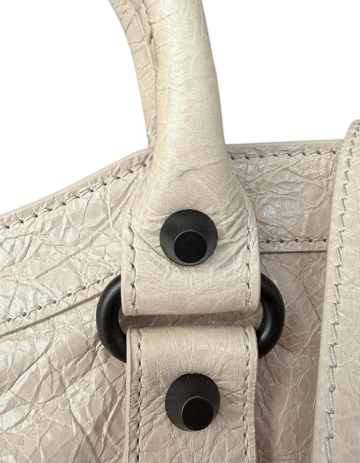 Balenciaga Almond Arena Storico Lambskin Leather Medium Le City Bag c/ottone in vendita 1