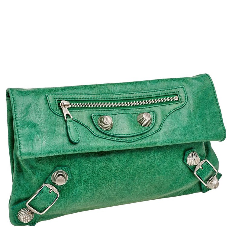 Balenciaga Apple Green Giant Envelope Clutch at 1stDibs | balenciaga green clutch, balenciaga clutch green, balenciaga bag